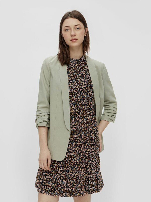 Pieces Boss offener, taillierter 3/4-Blazer