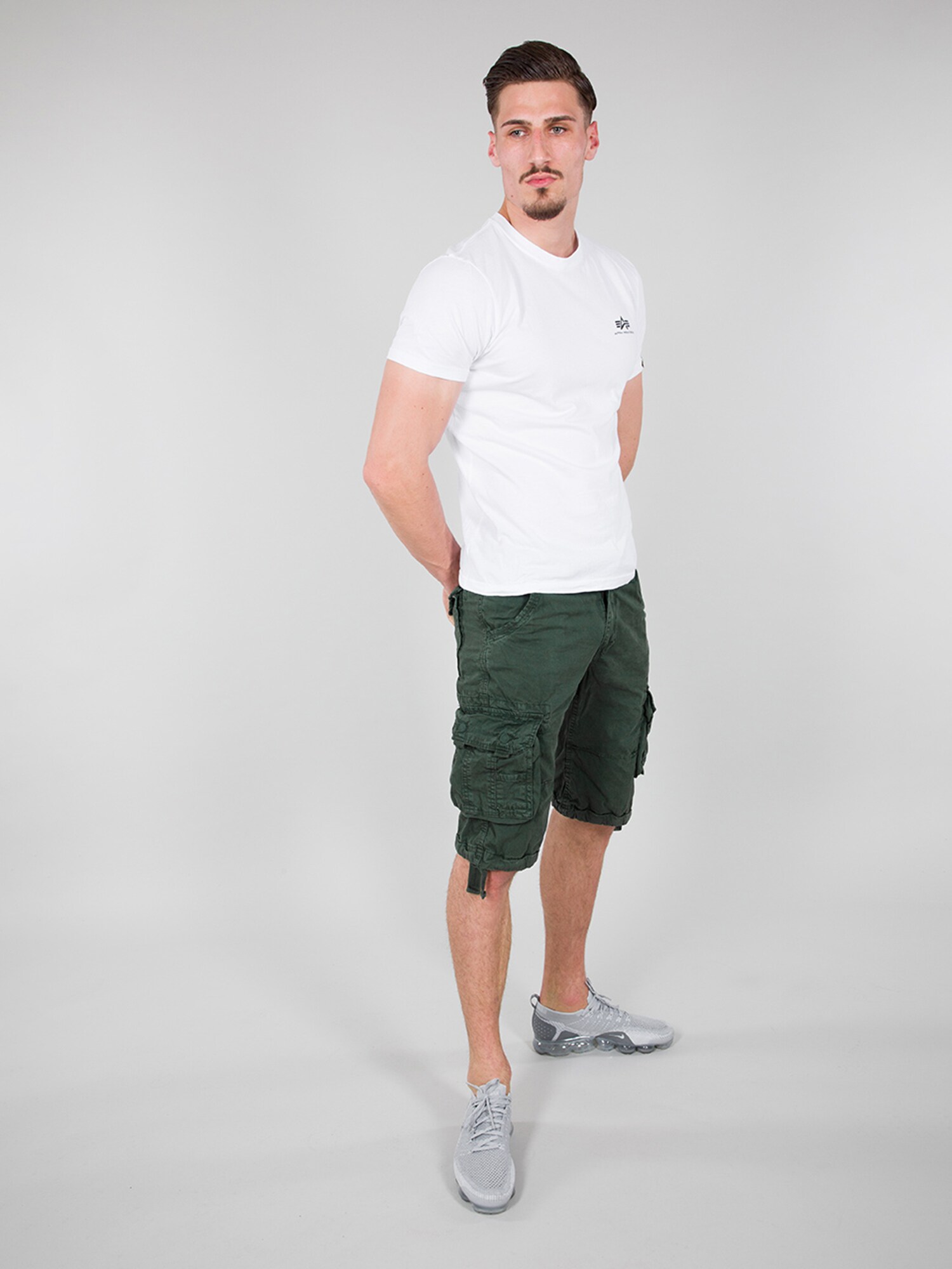 ALPHA INDUSTRIES Nadrág  sötétzöld termék 2. képe