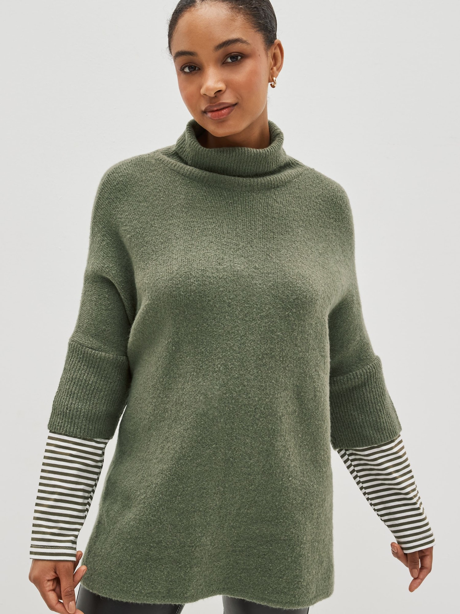 Thumbnail - Pullover