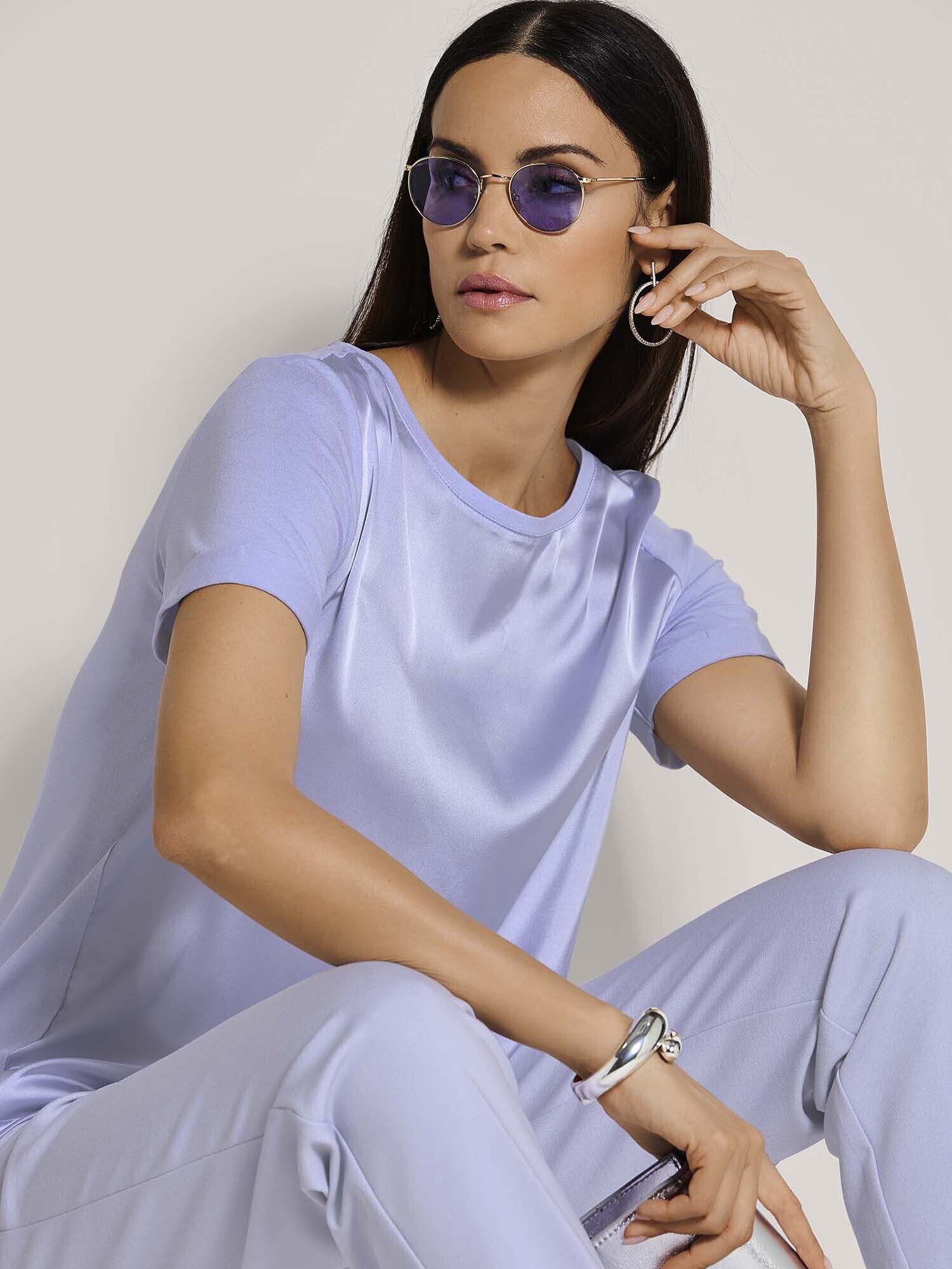 Thumbnail - MADELEINE T-Shirt