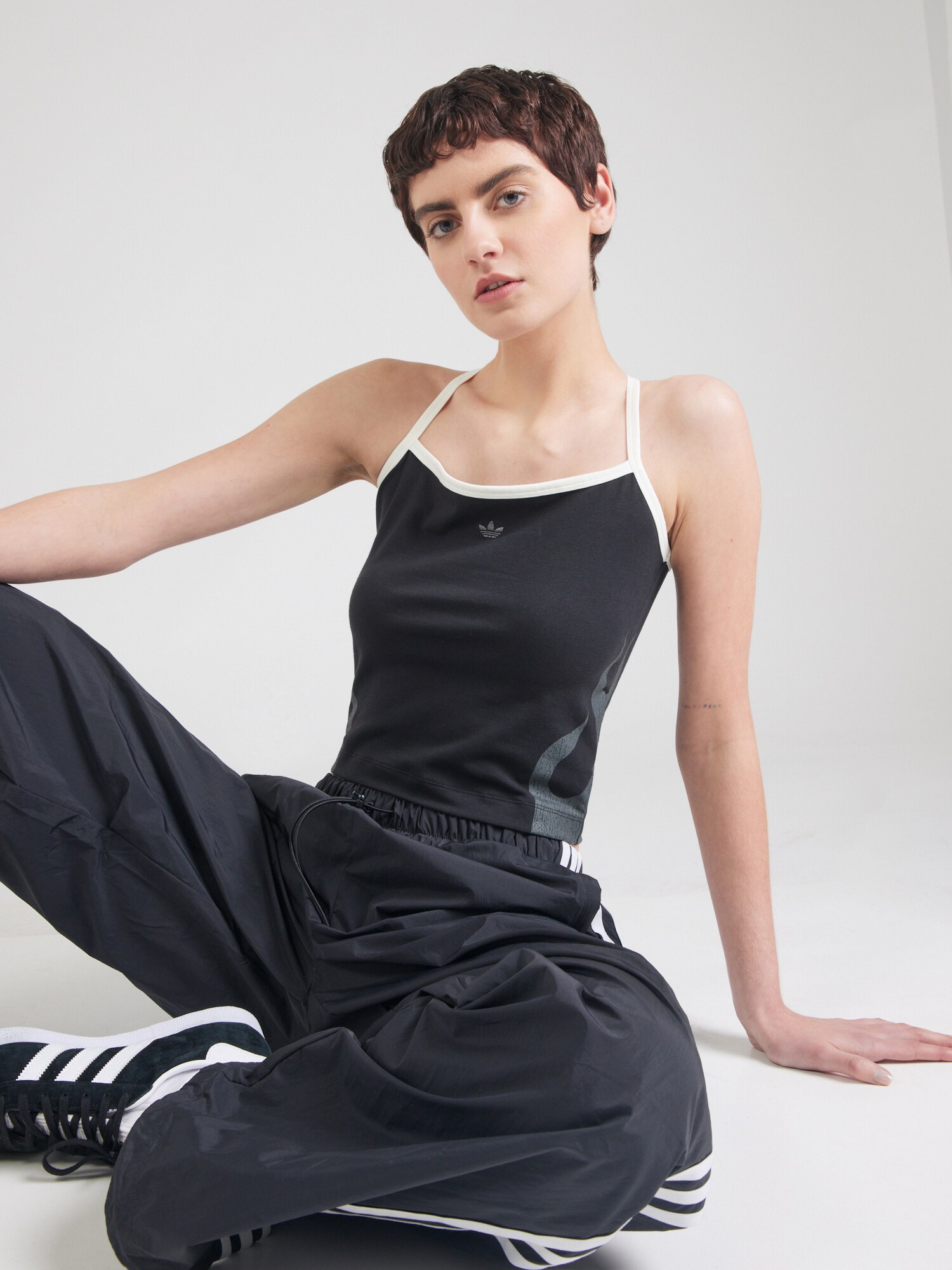 Thumbnail - ADIDAS ORIGINALS Top