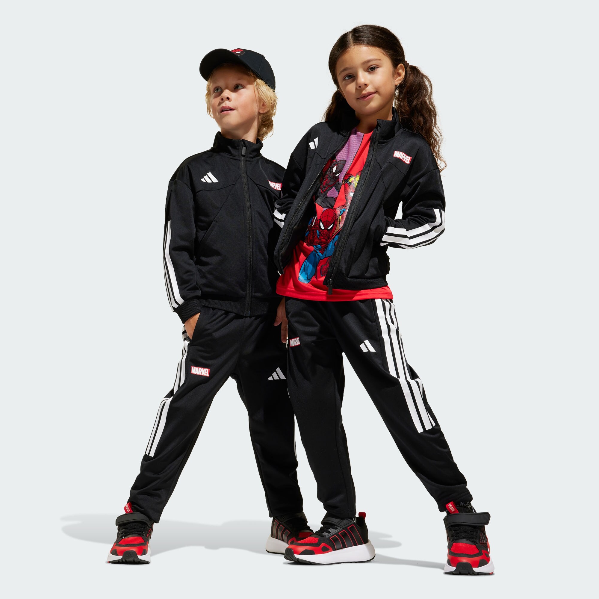 ADIDAS SPORTSWEAR Tréningruha 'Marvel Spider-Man'  sötétkék / piros / fekete / fehér termék 2. képe