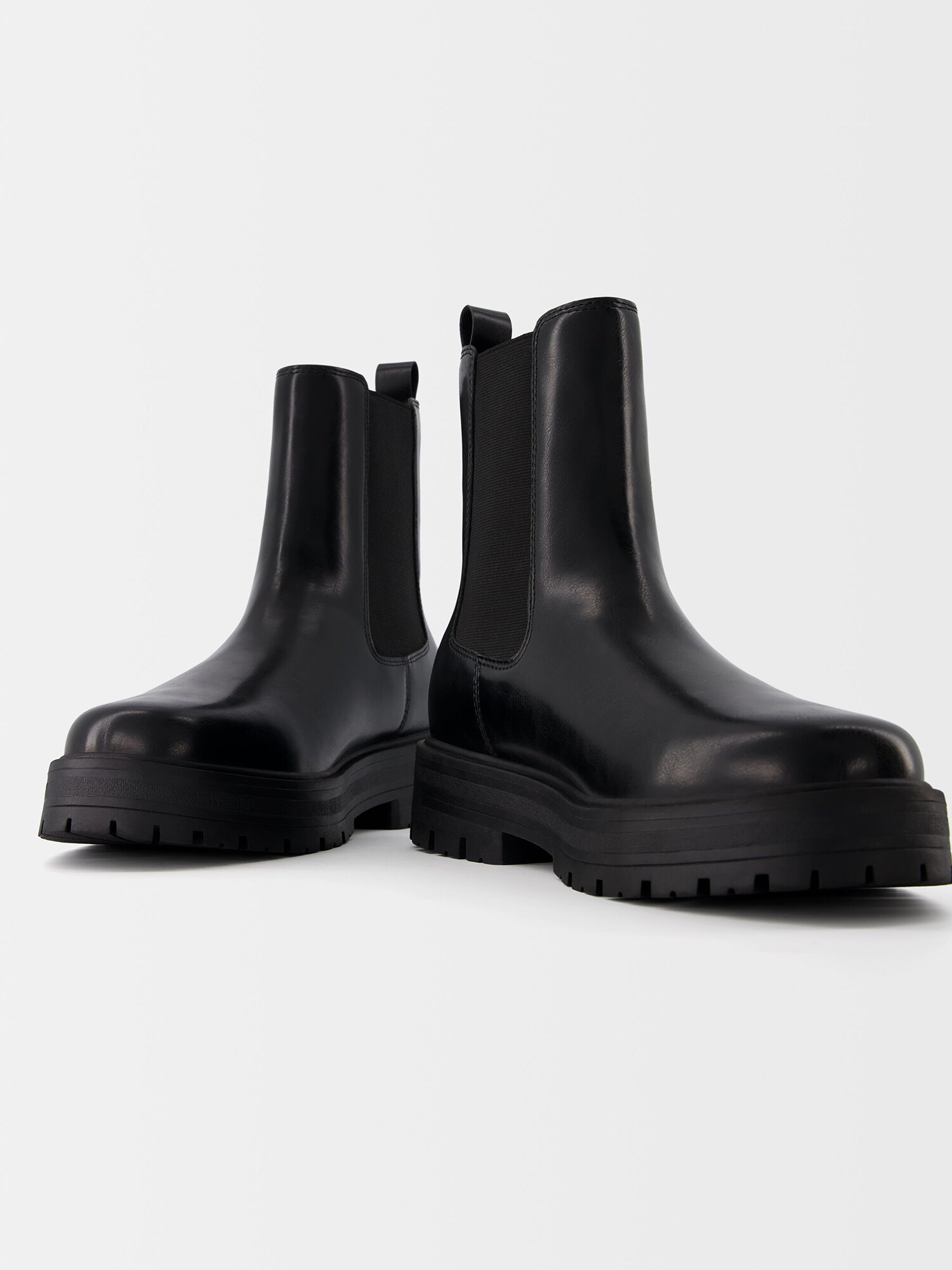 Bershka Chelsea boots