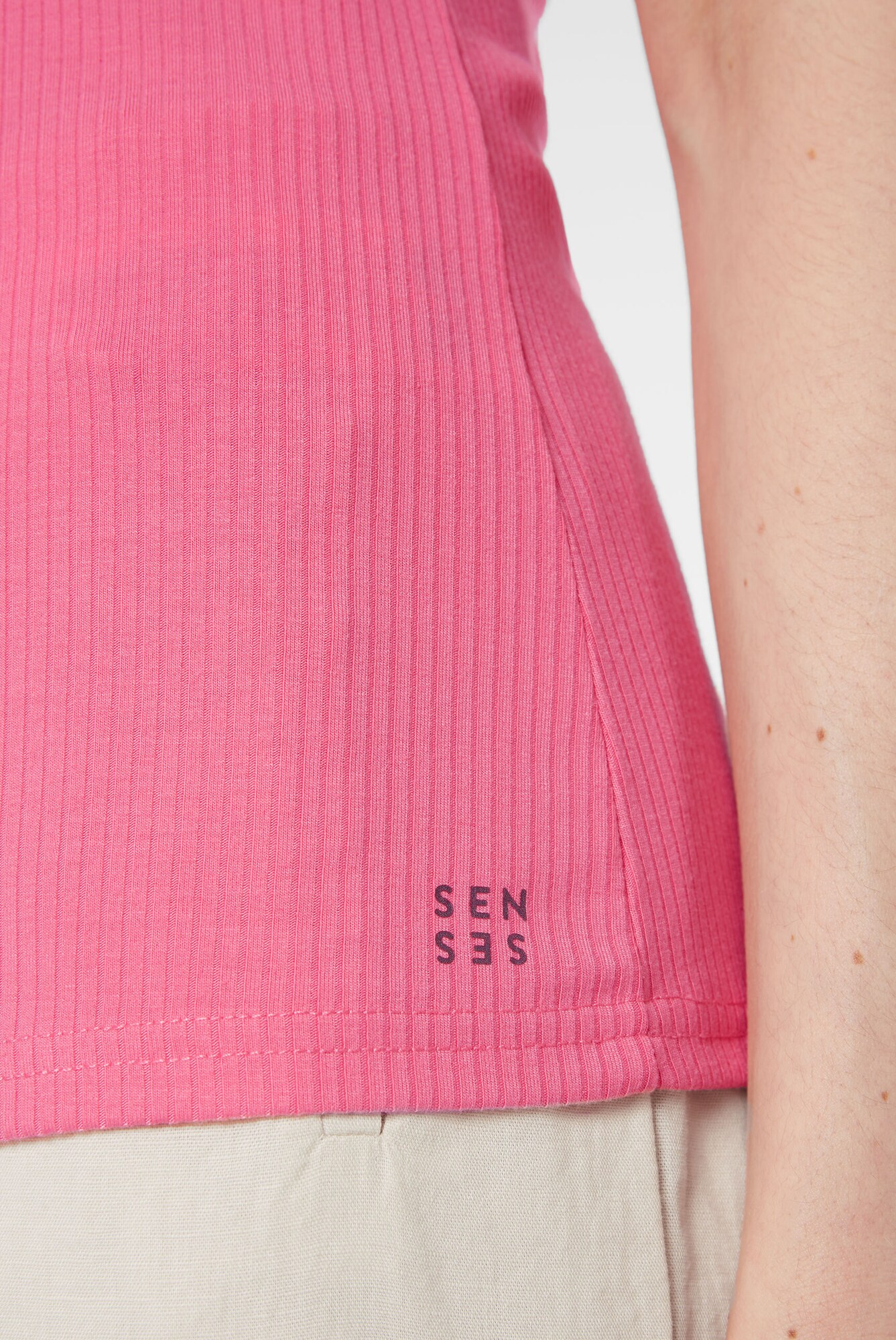 Thumbnail - SENSES.THE LABEL T-Shirt