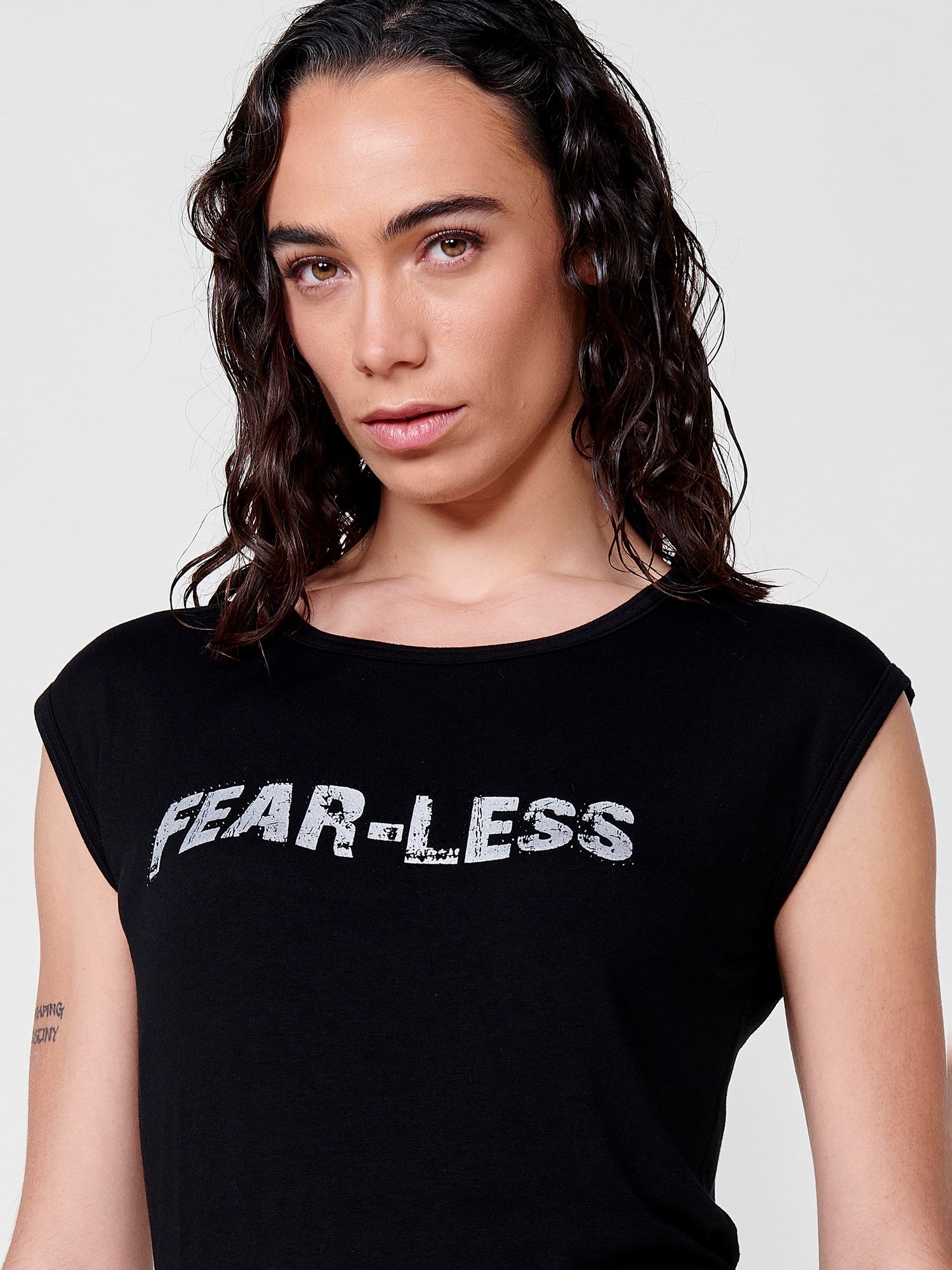 Thumbnail - KOROSHI T-Shirt