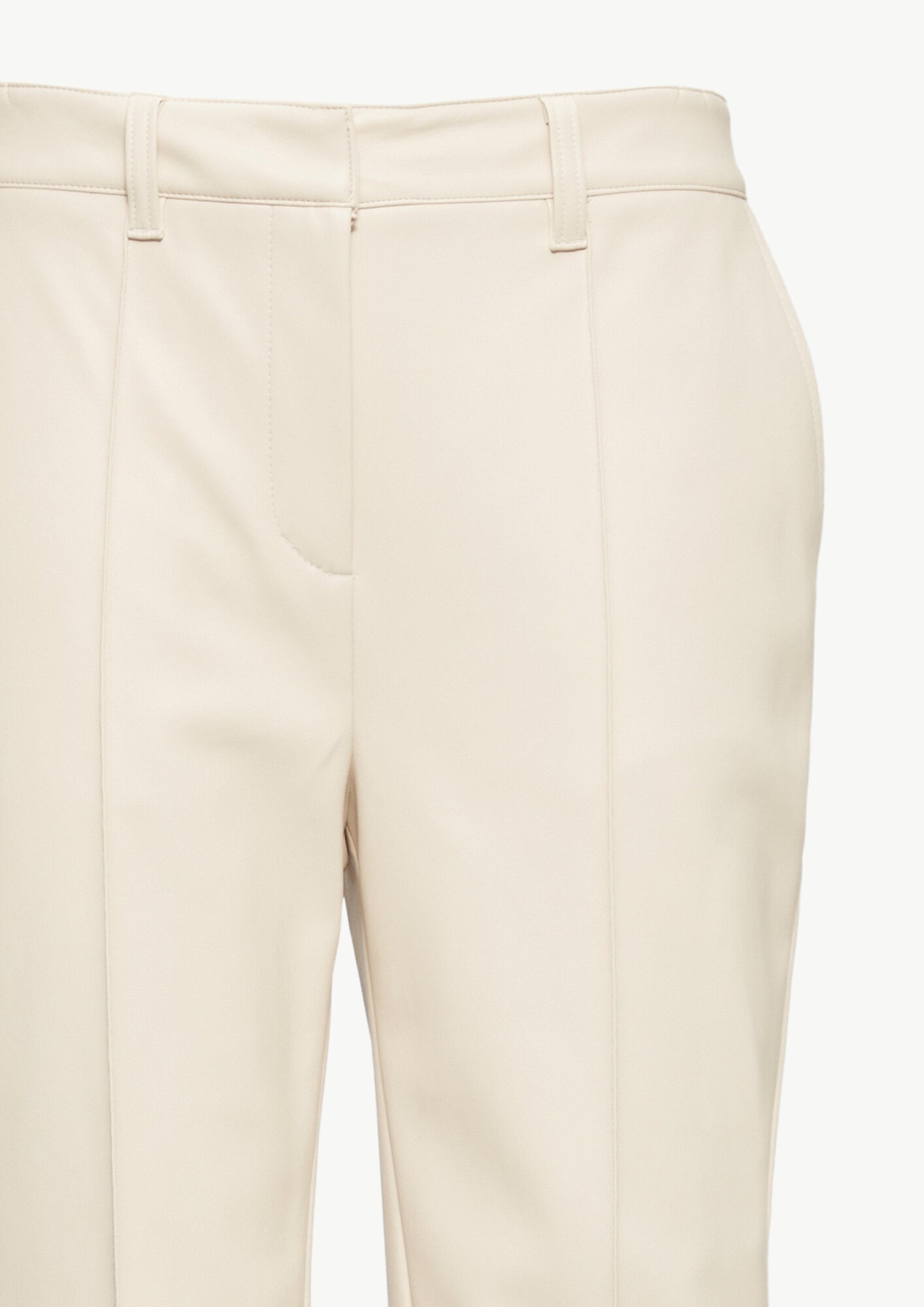 Thumbnail - comma casual identity Hose