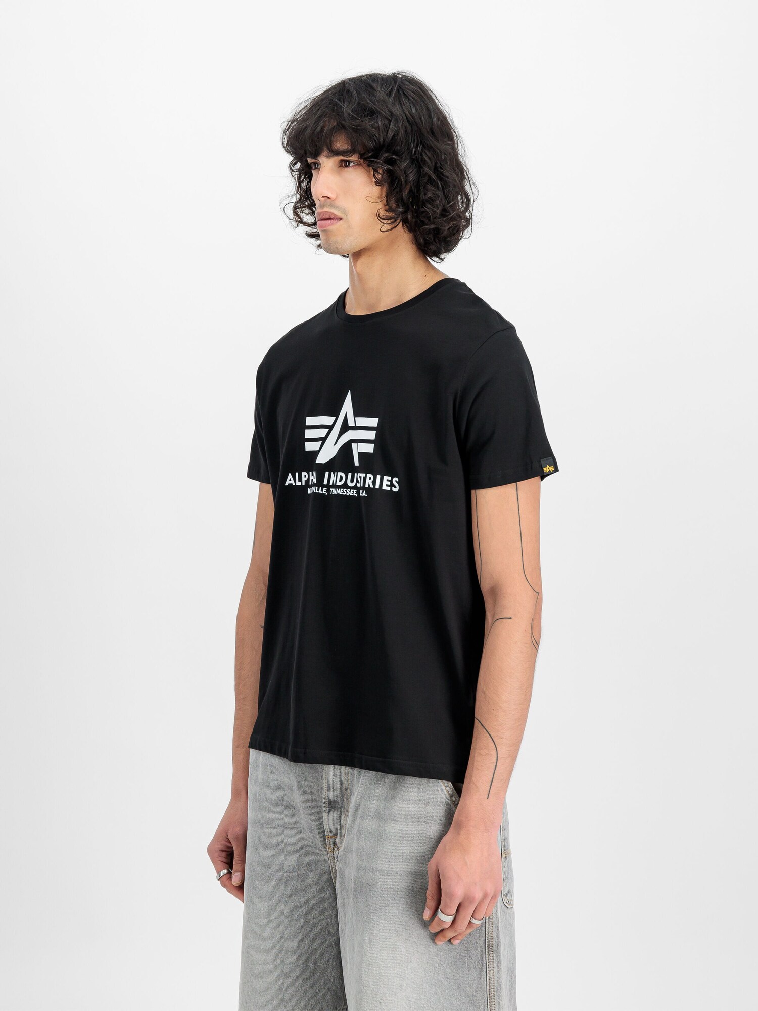 ALPHA INDUSTRIES Camiseta negro / blanco – imagen 31