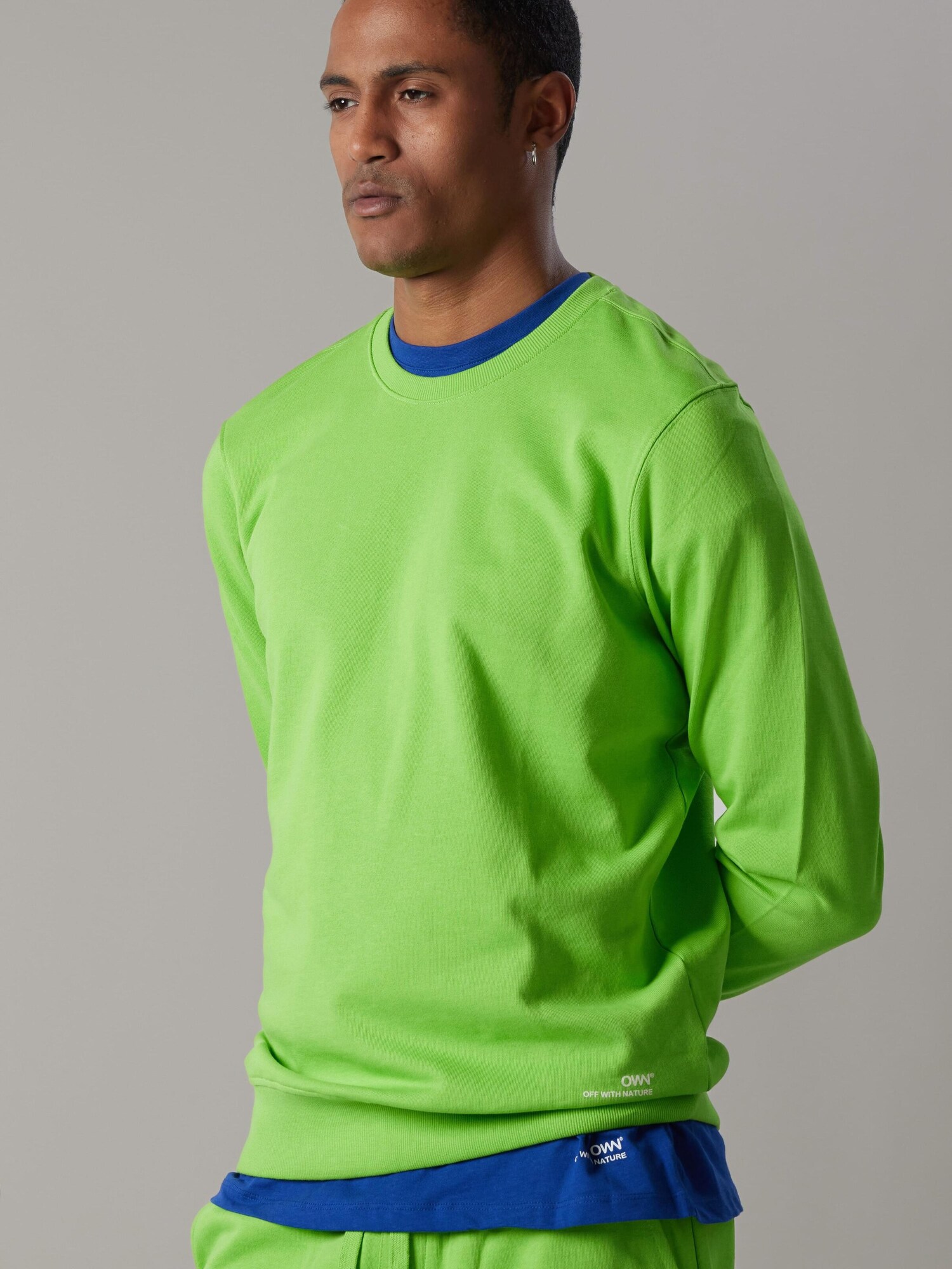 OWN Off With Nature Sweater majica 'Felpa Girocollo' travnato zelena
