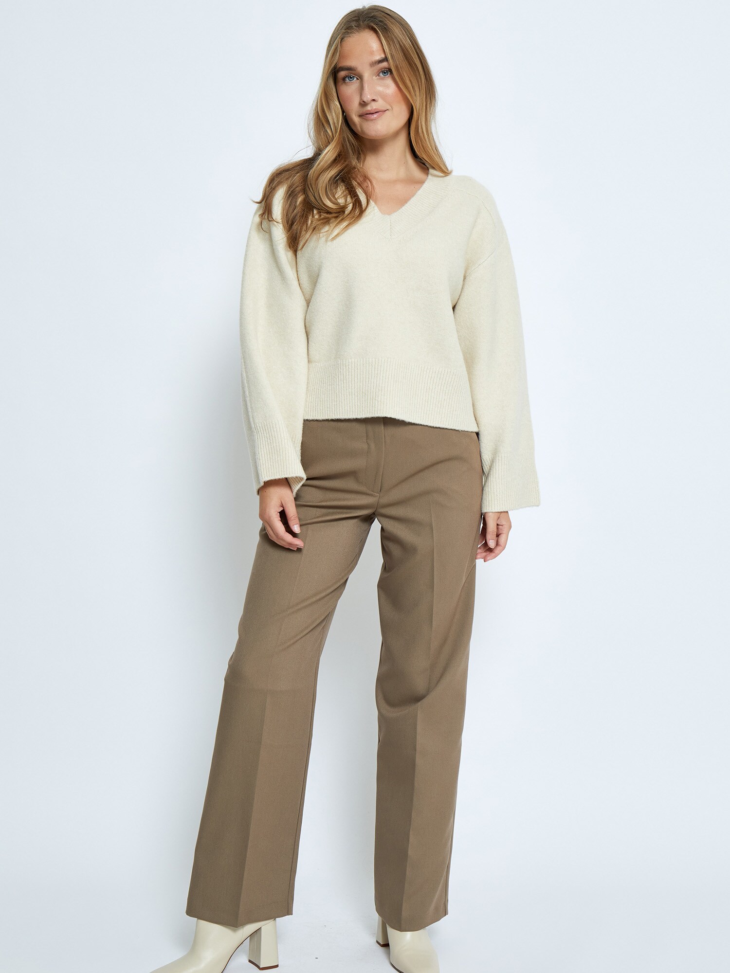 Thumbnail - Peppercorn Pullover Celeste