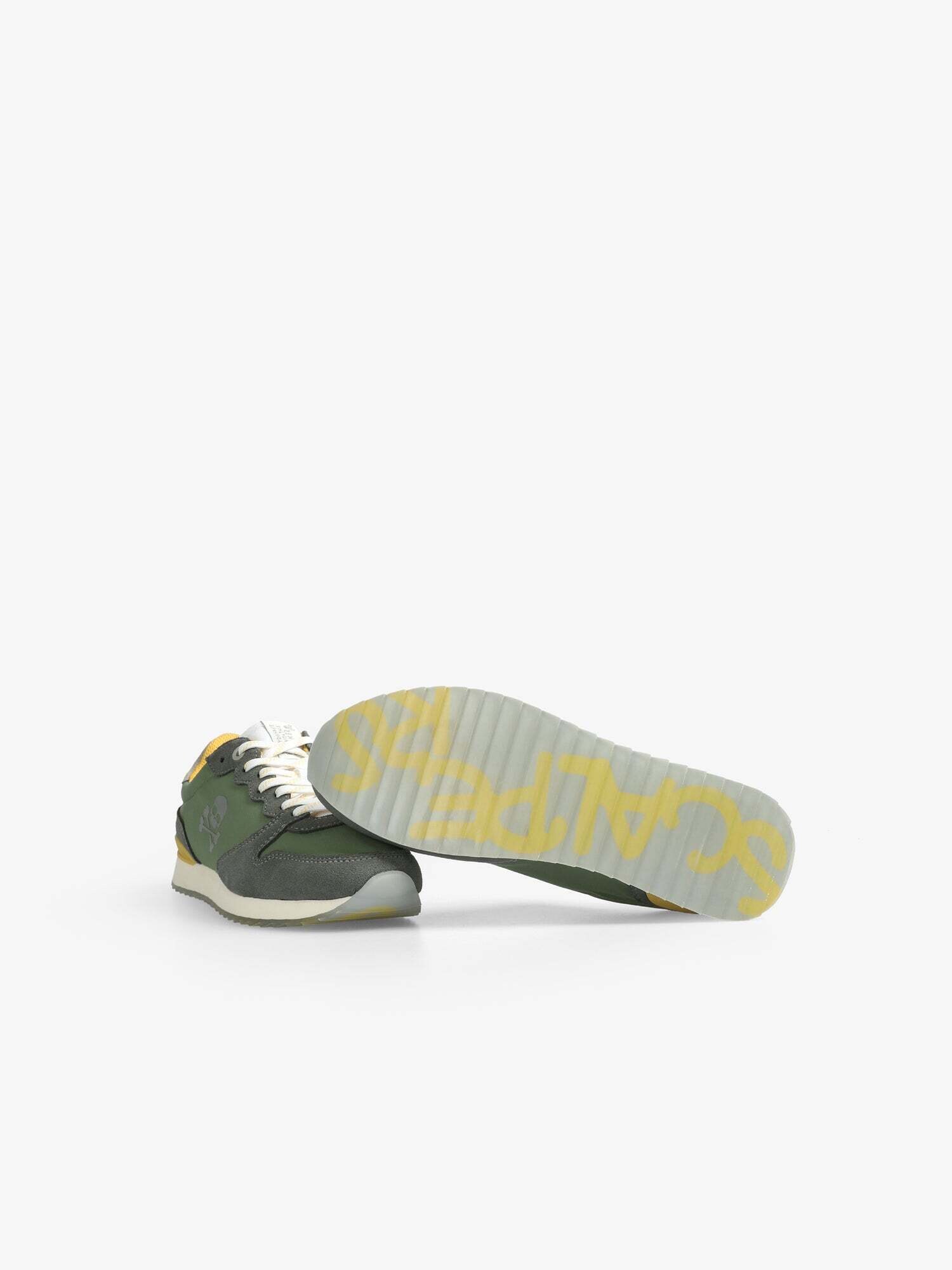 Thumbnail - Sneaker 'Insignia'