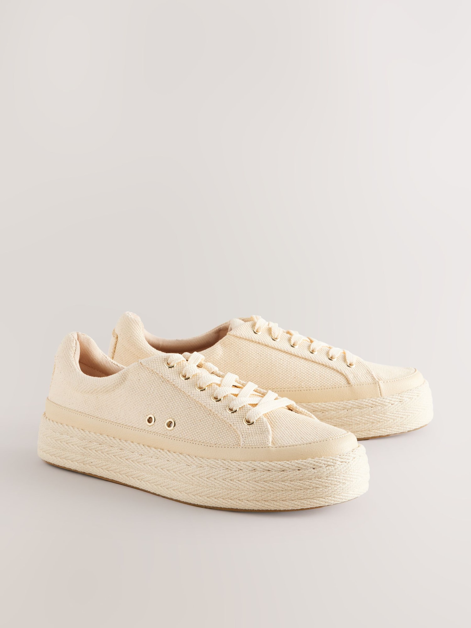 Thumbnail - Next Sneaker