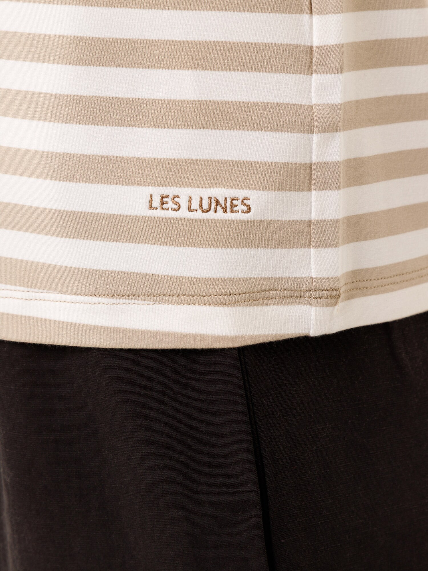 Thumbnail - Les Lunes T-Shirt Millie