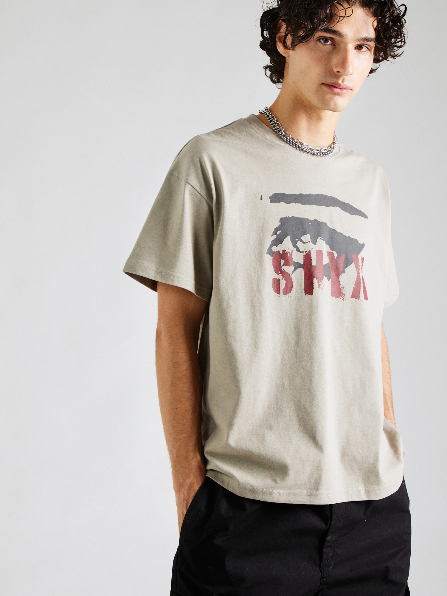 Thumbnail - T-Shirt