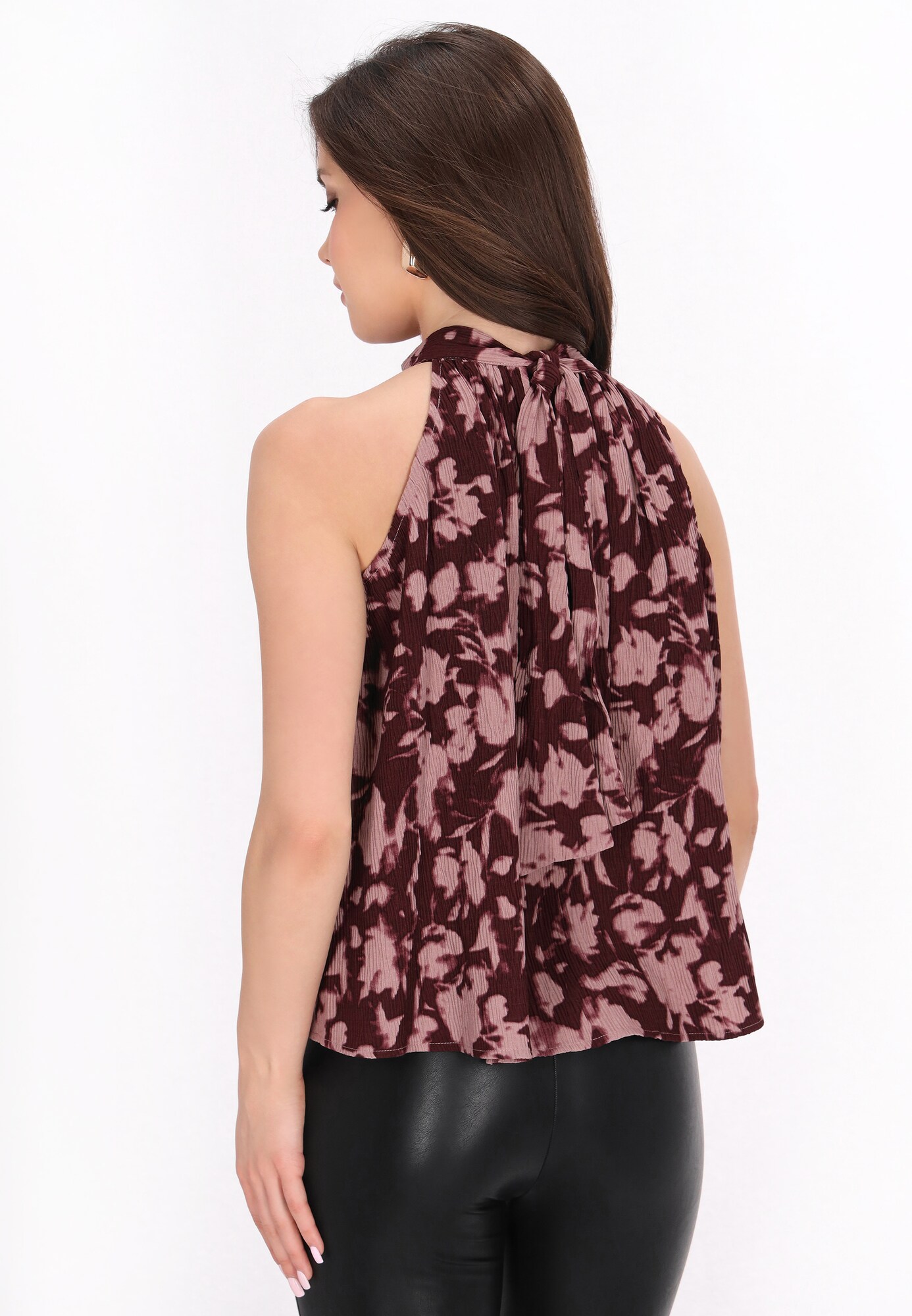 Thumbnail - faina Top Fashion Look