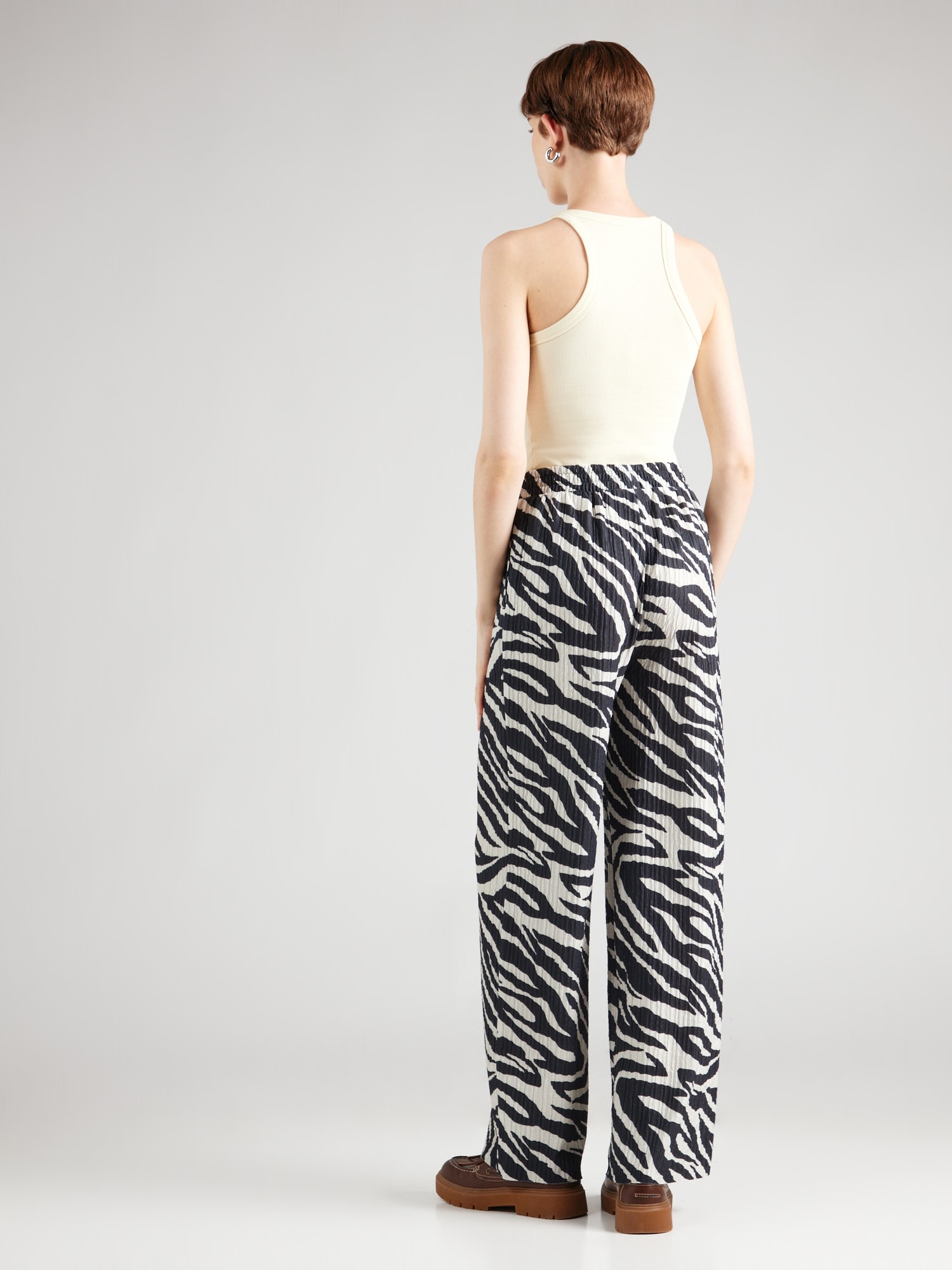 Thumbnail - ABOUT YOU Hose Ina