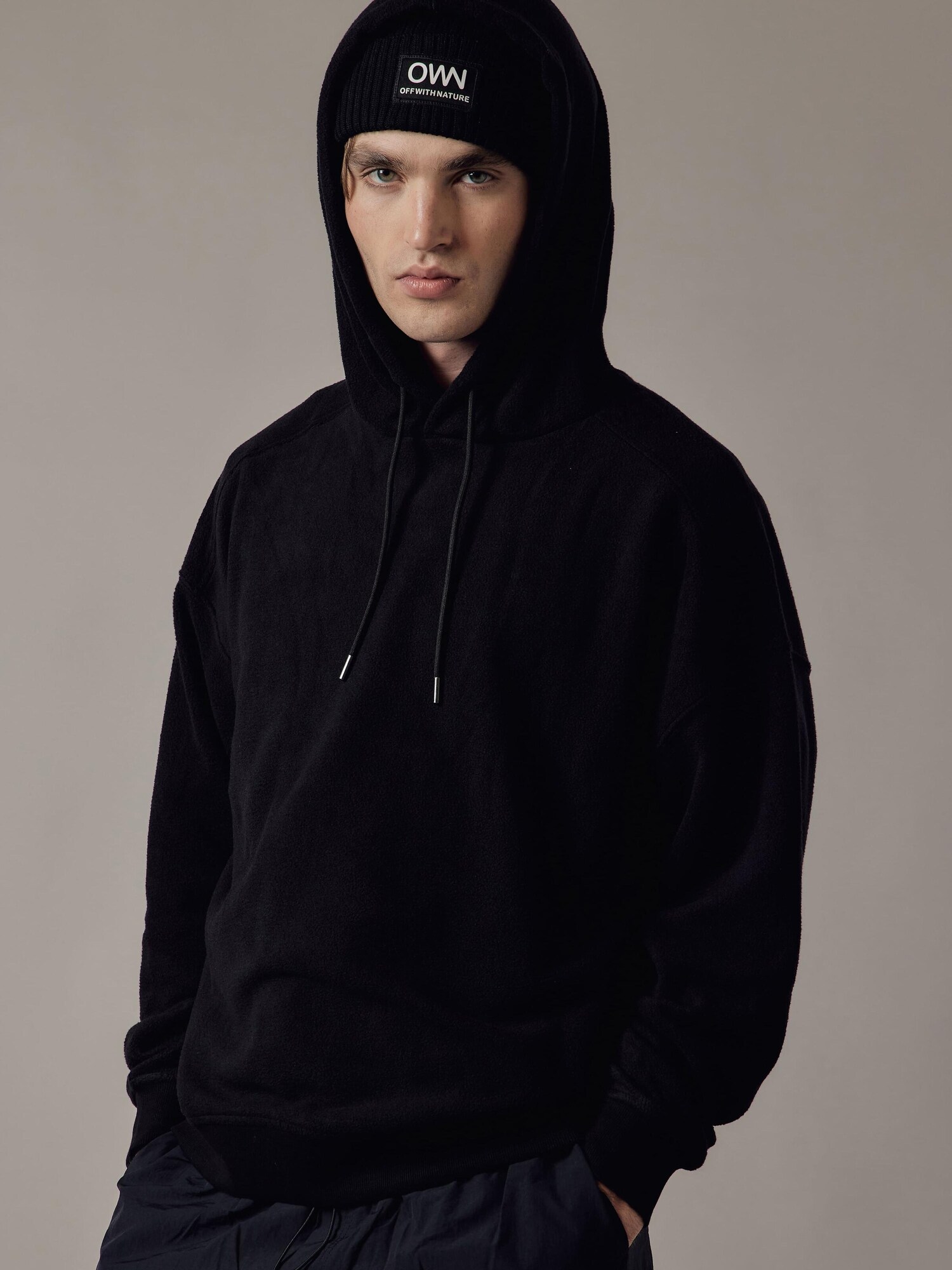 OWN Off With Nature Sweater majica 'Pile con Cappuccio' crna