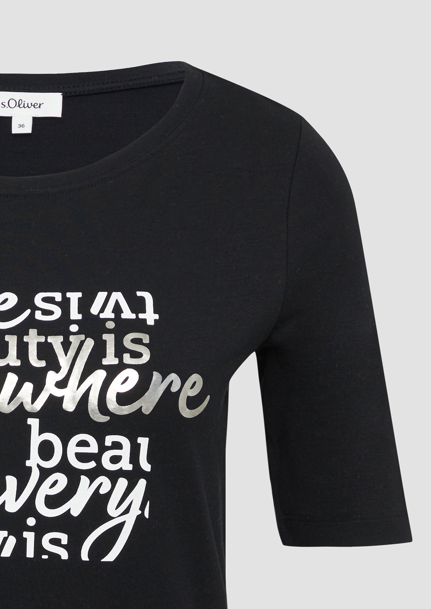 Thumbnail - T-Shirt