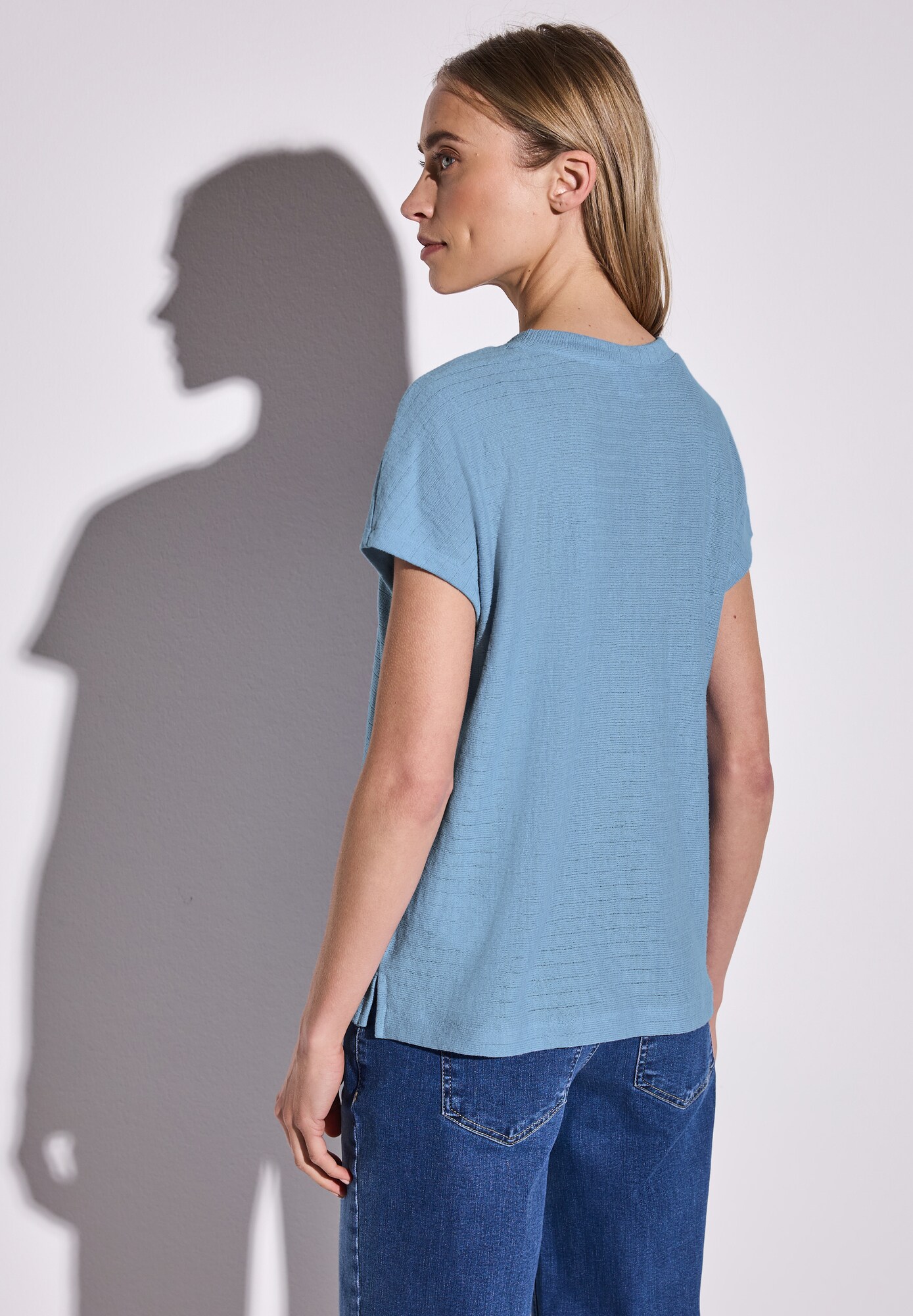 Thumbnail - T-Shirt