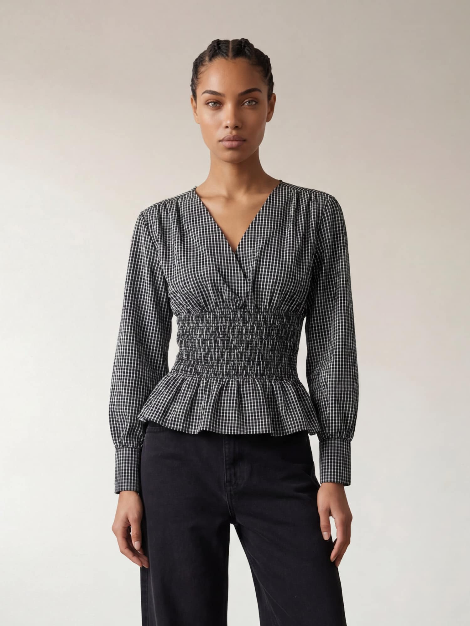 ARMIE Bluza 'The Carla Long Sleeve Top' crna