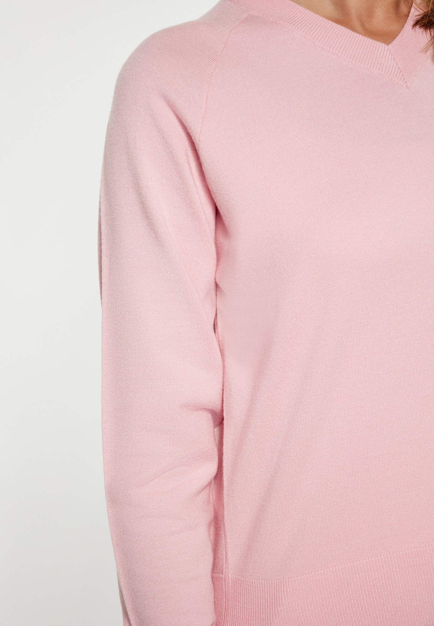 Thumbnail - usha BLUE LABEL Pullover