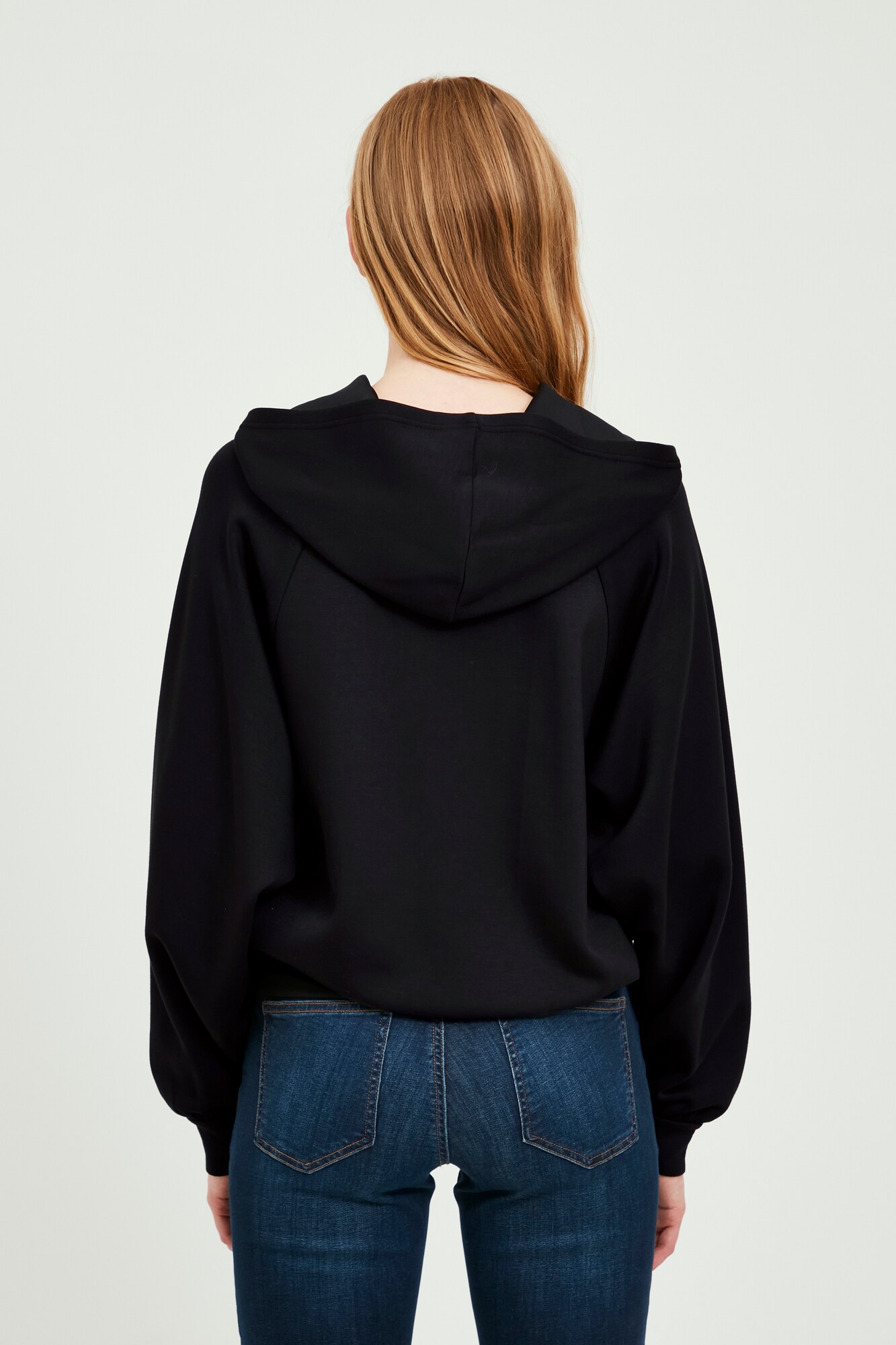 Thumbnail - Sweatshirt 'BYPUSTI'