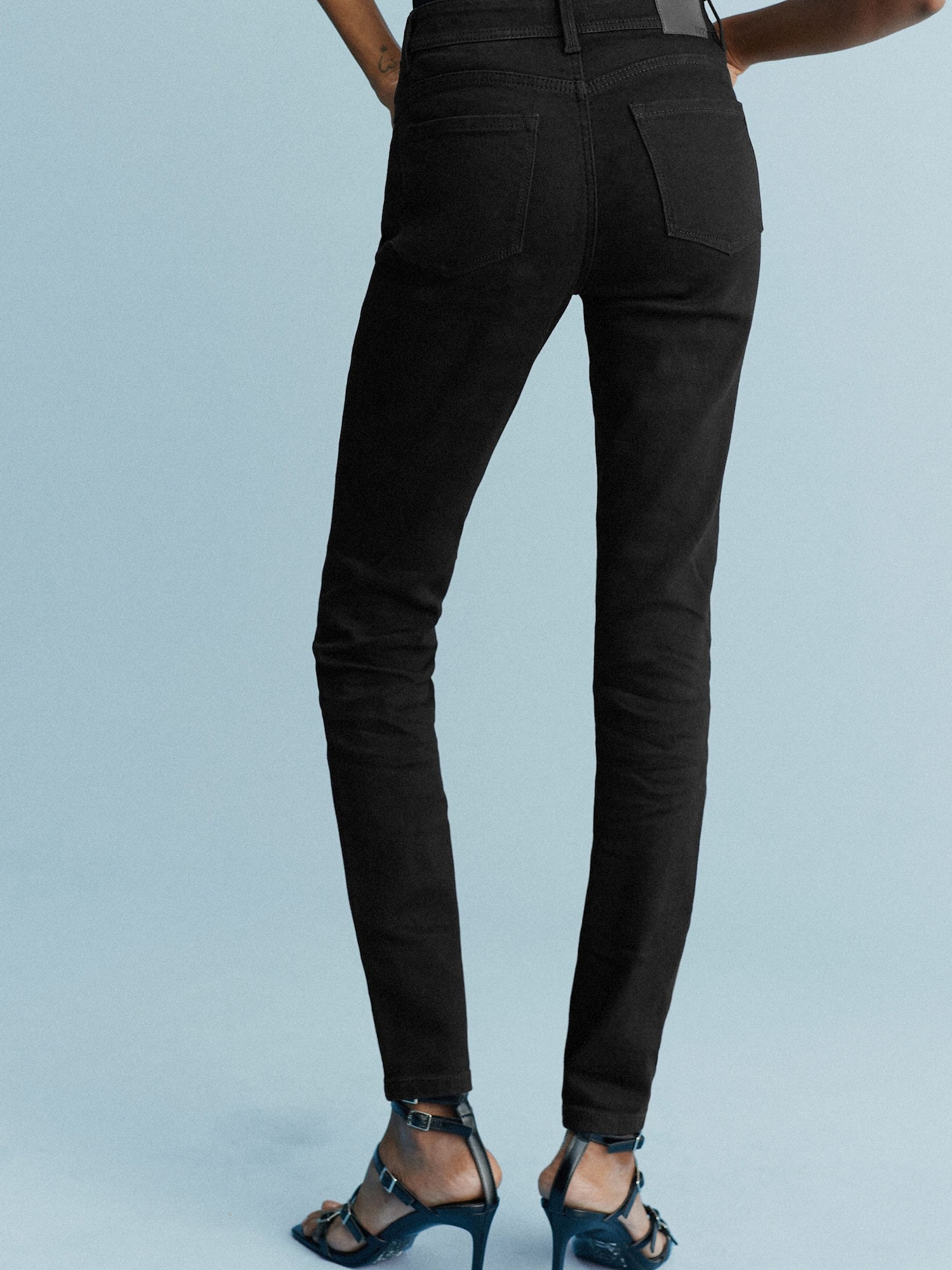 Thumbnail - Jeans