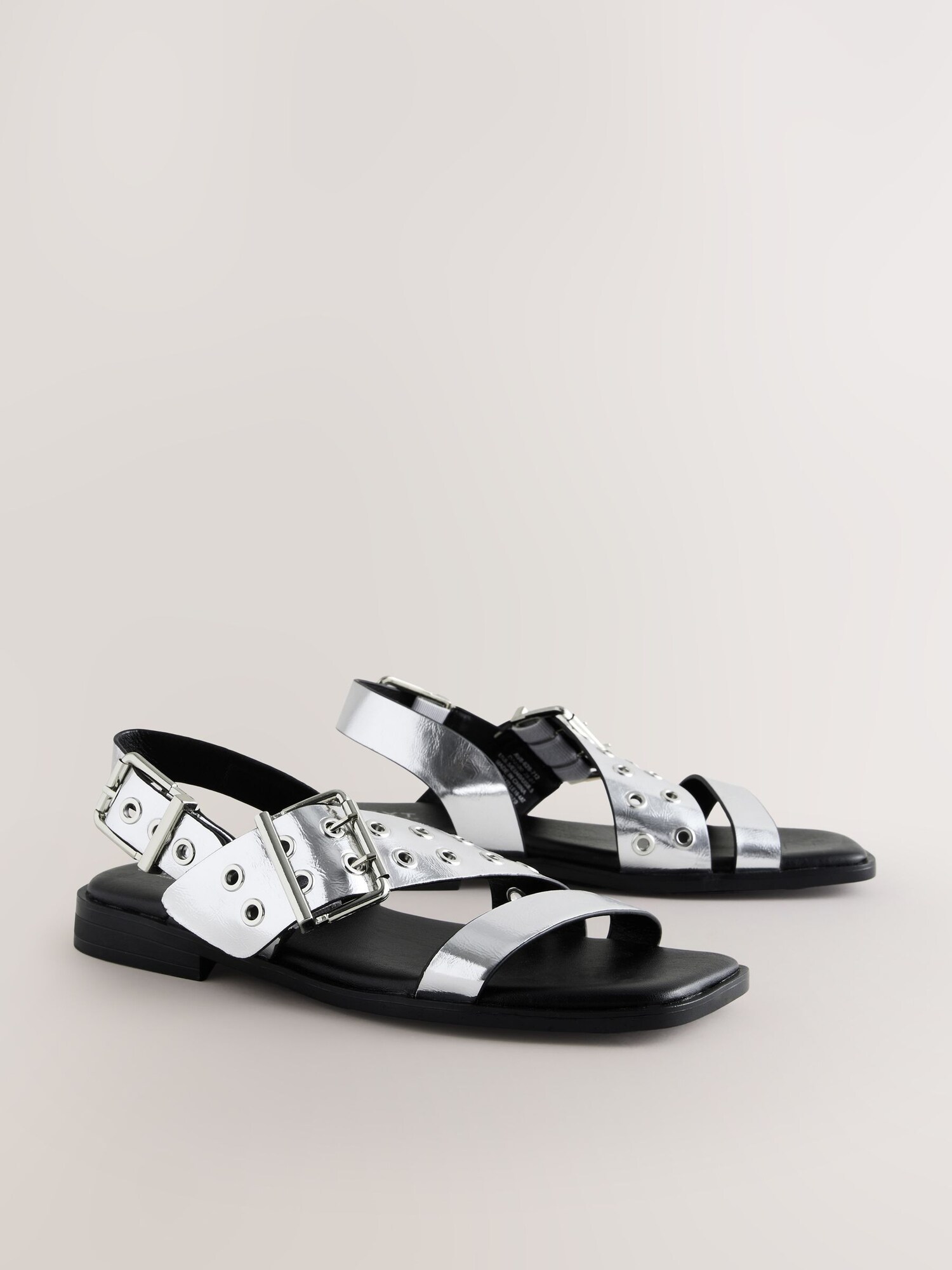 Next Remienkové sandále 'Forever Comfort®' strieborná (obrázok 5)