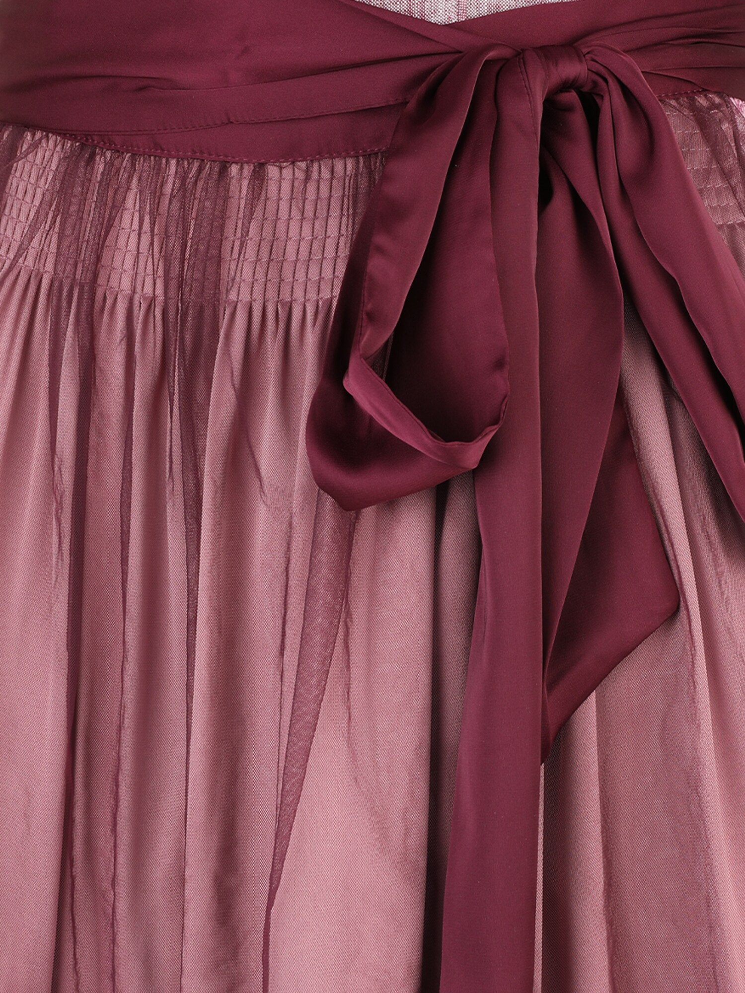 Thumbnail - Dirndl