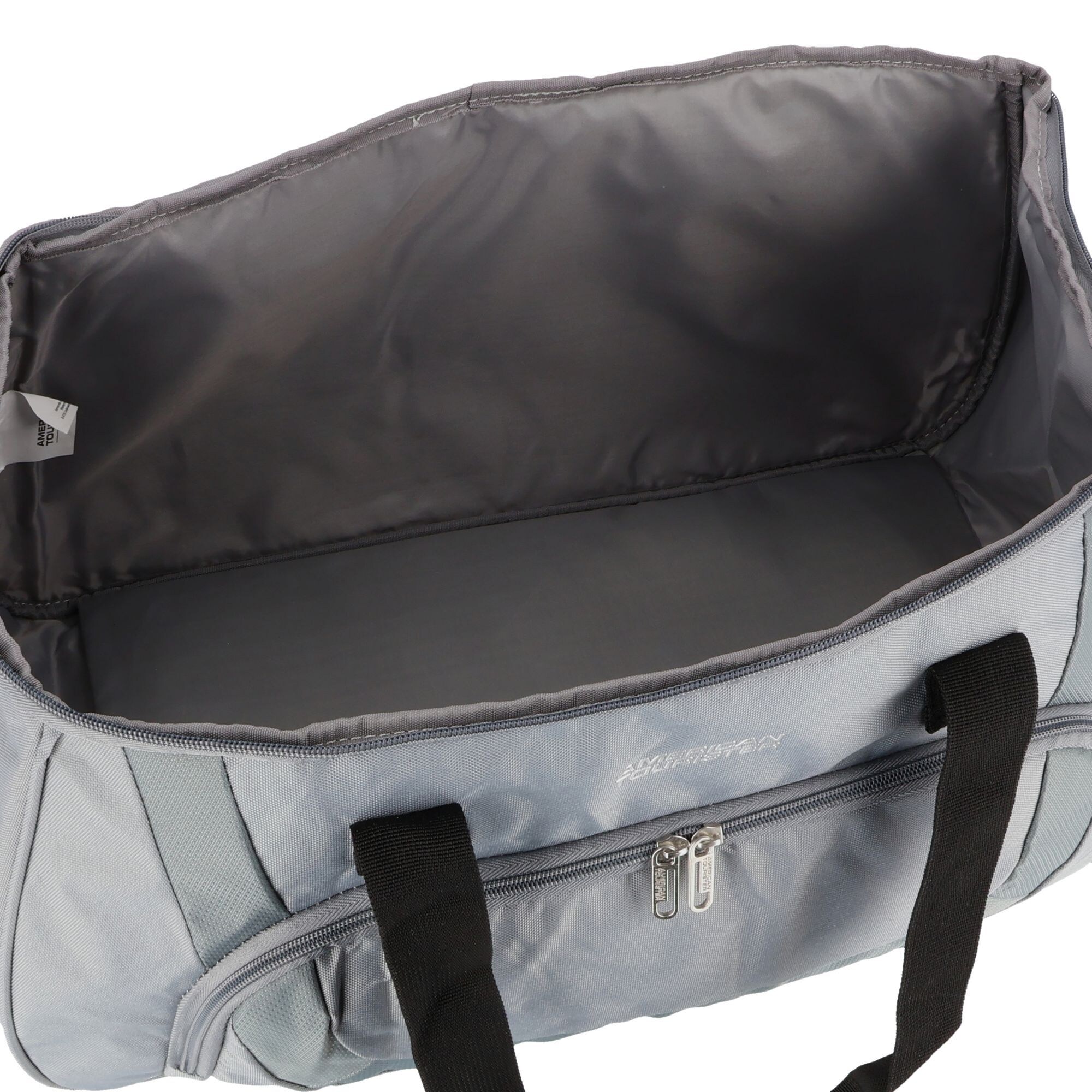 Thumbnail - American Tourister Weekender Summer Session