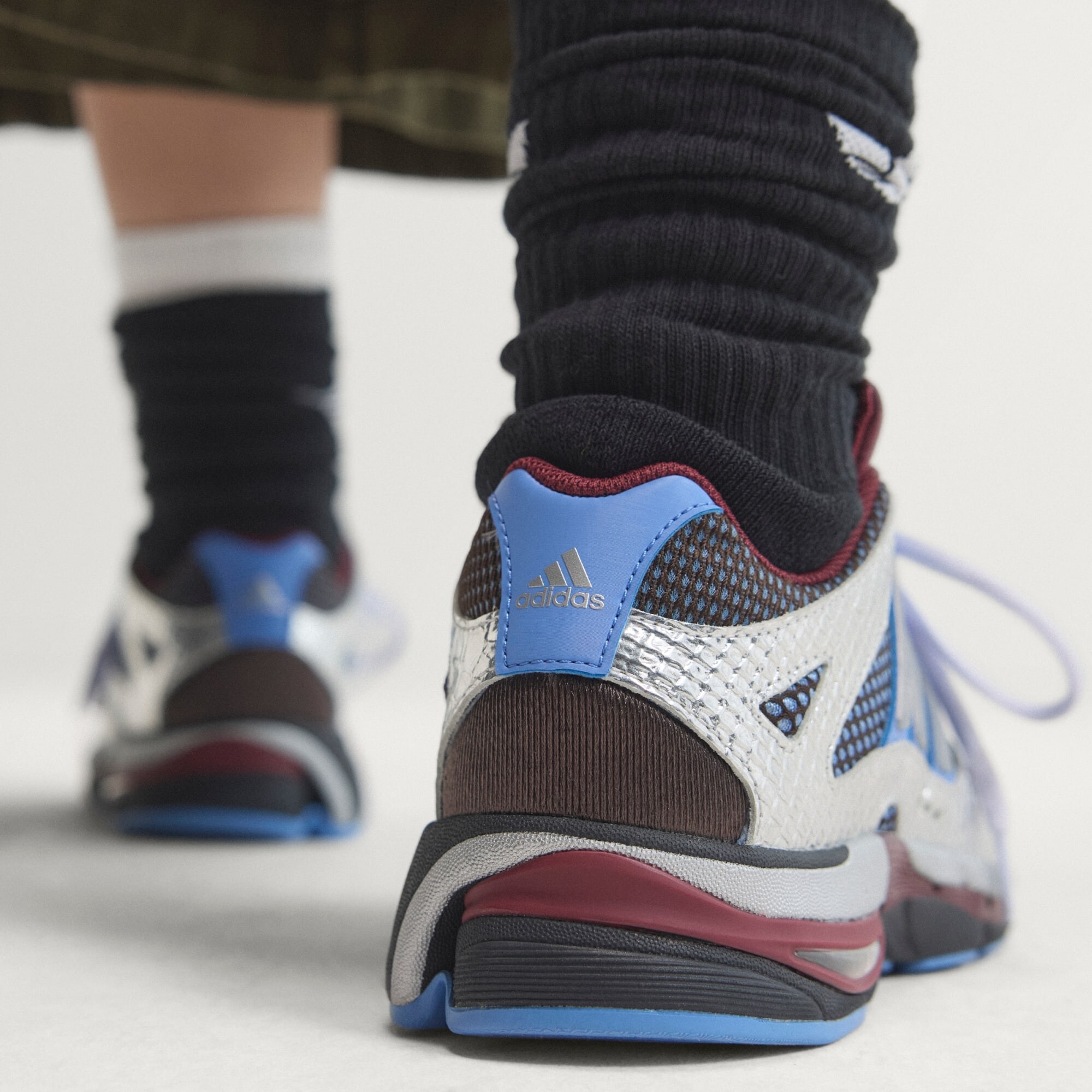 ADIDAS ORIGINALS Zapatillas deportivas bajas 'Adistar'  azul cobalto / chocolate / plata – imagen 3