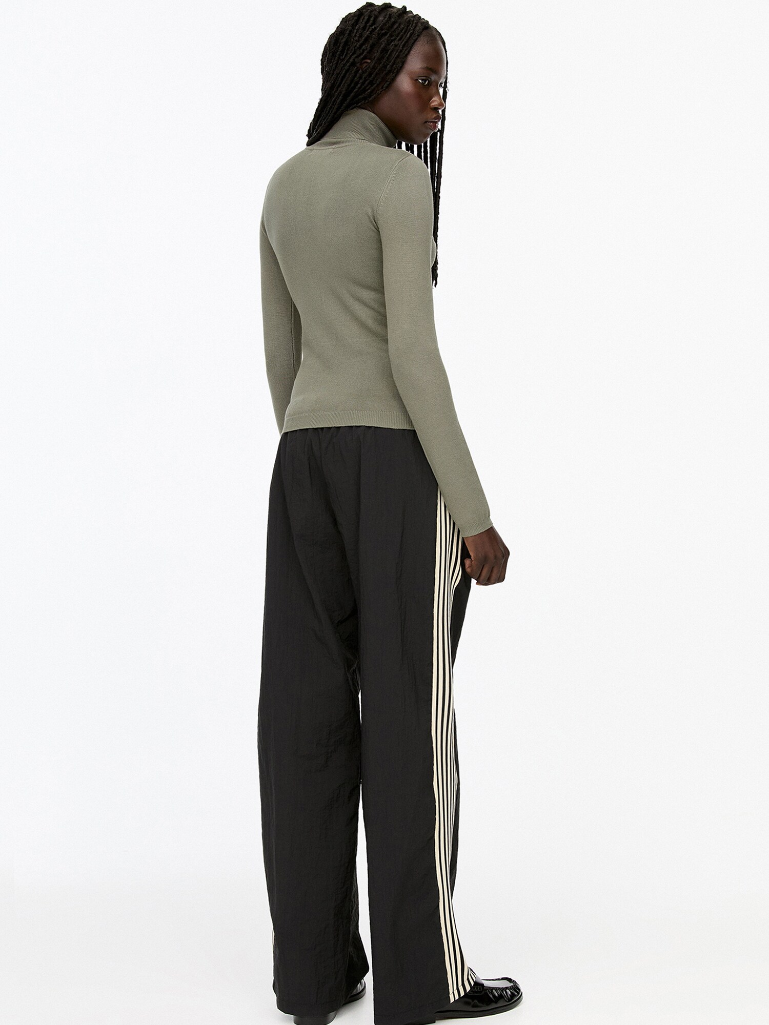 Thumbnail - Pullover