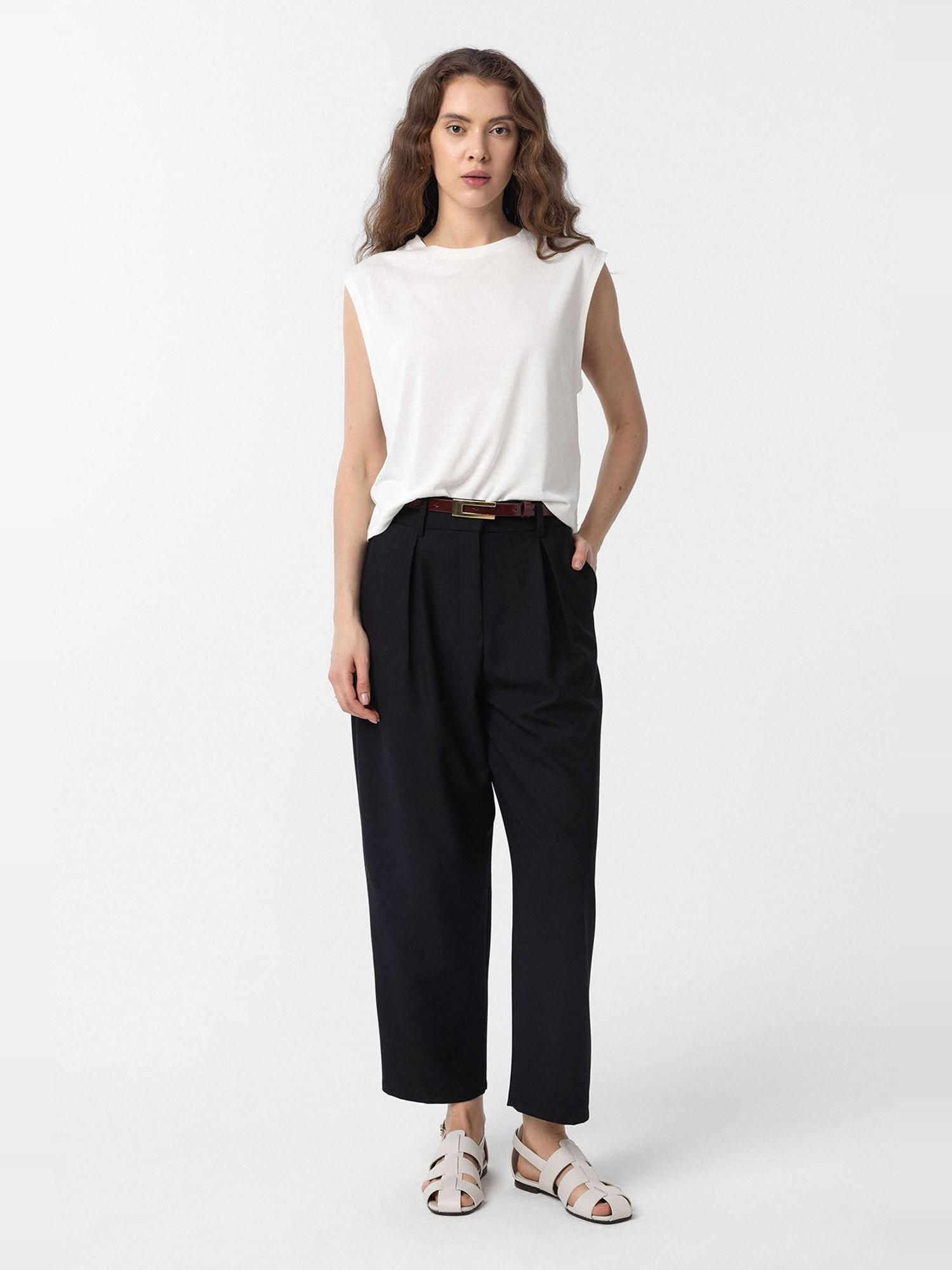 Thumbnail - Antioch Hose Laura