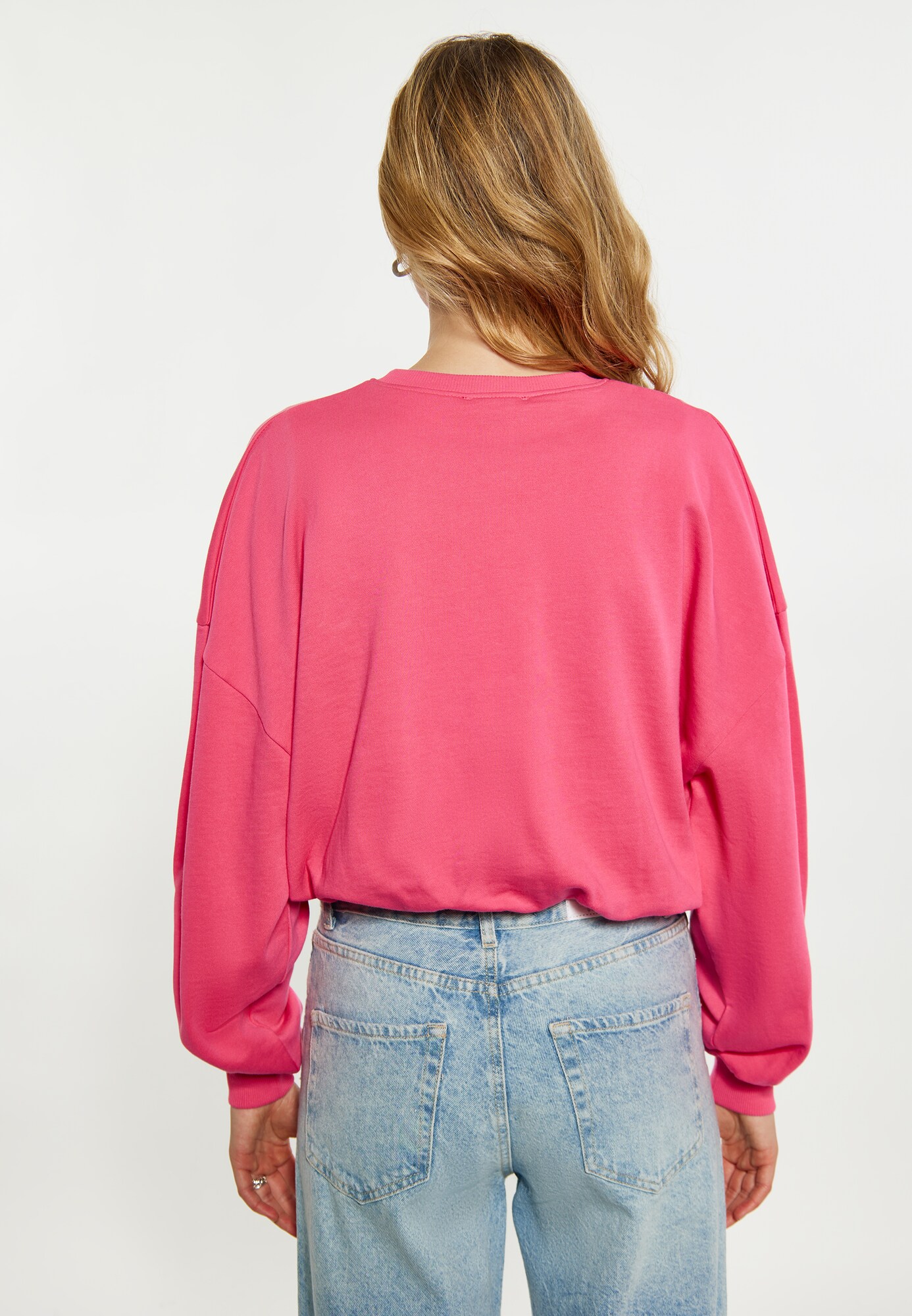 Thumbnail - MYMO Sweatshirt