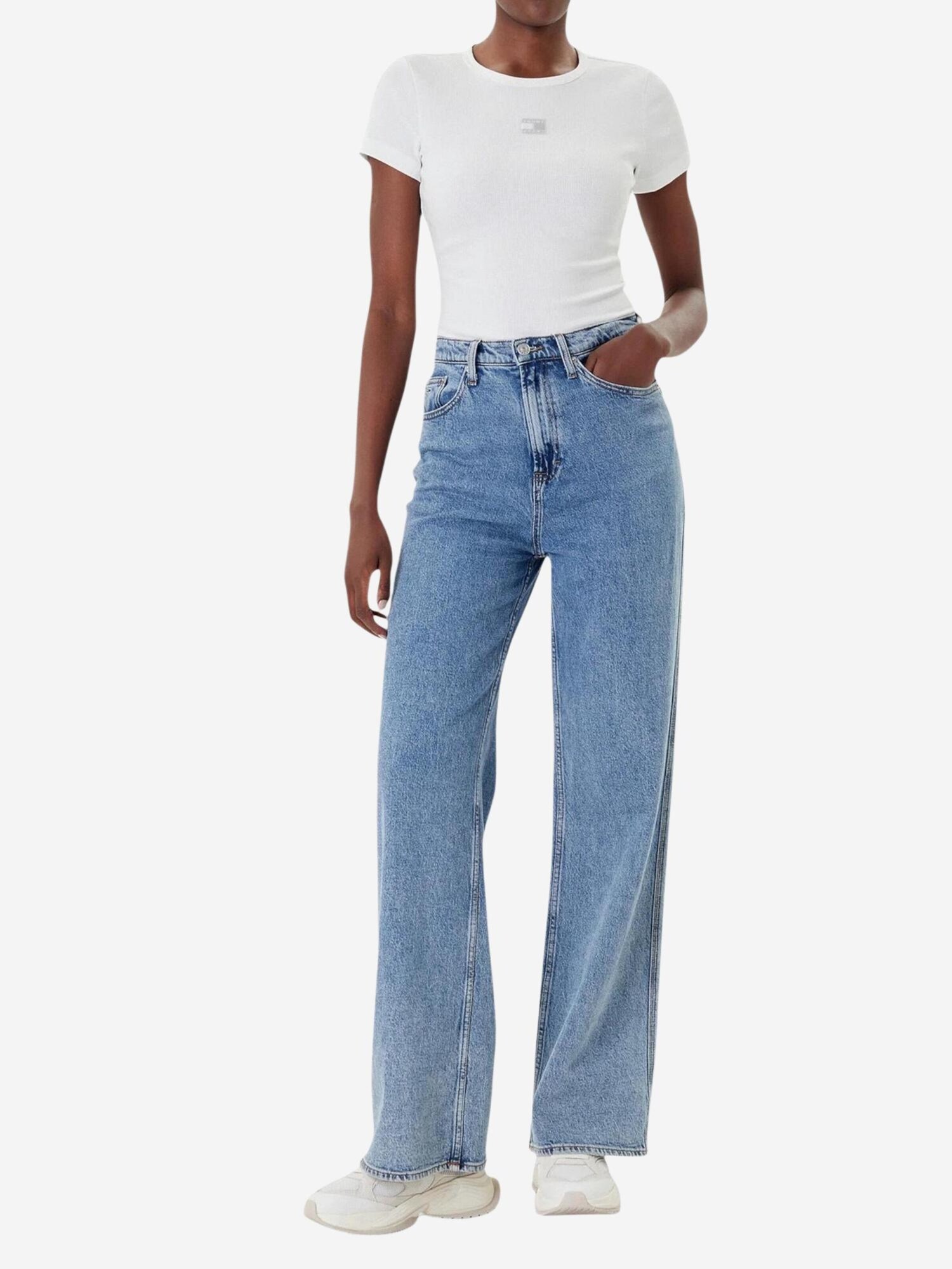 Tommy Jeans Camiseta 'TJW BADGE RIB DW0DW17881' crema – imagen 2