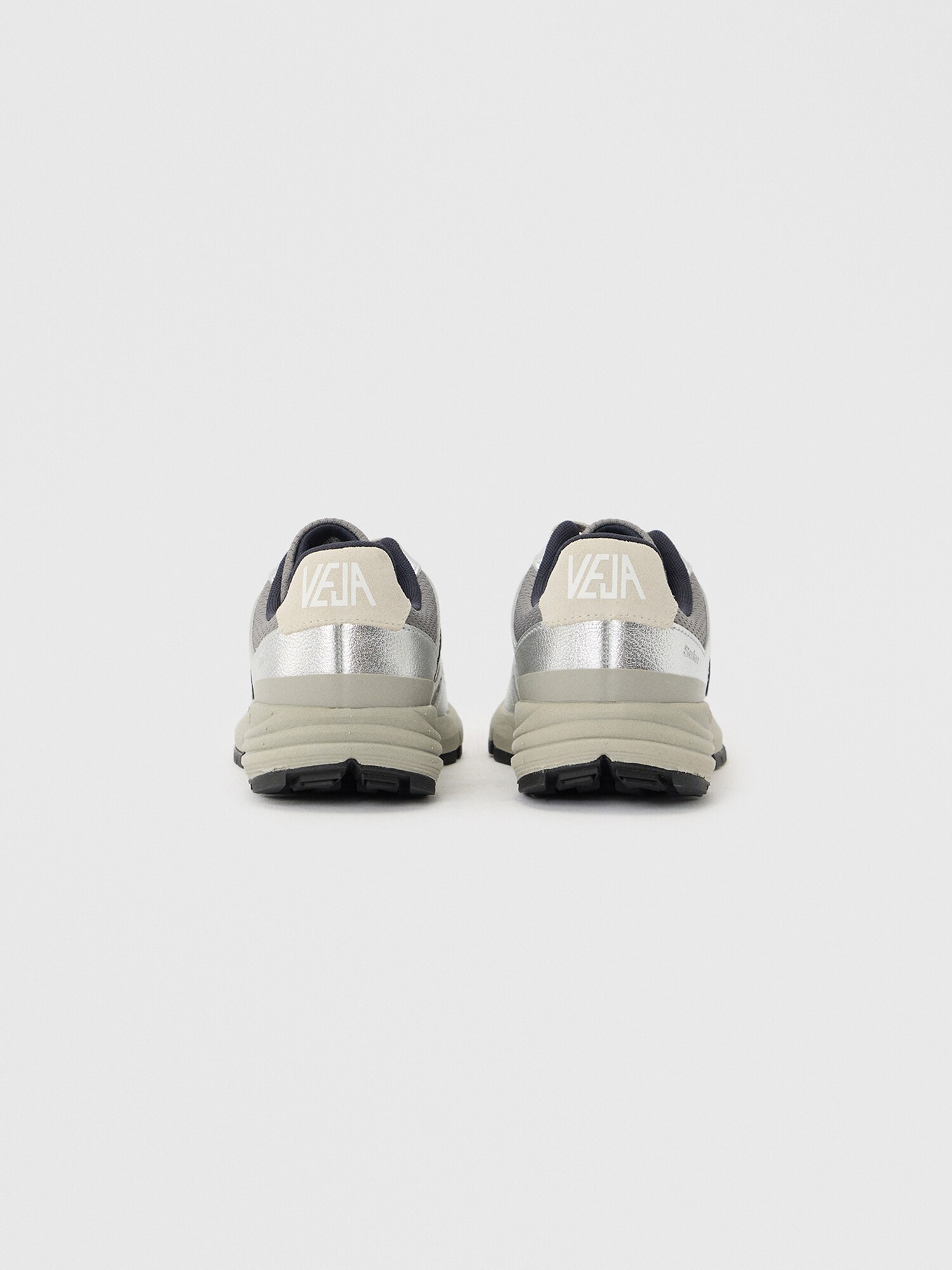 Veja Zapatillas deportivas bajas 'SALAR LT'  beige claro / gris plateado / plata – imagen 4