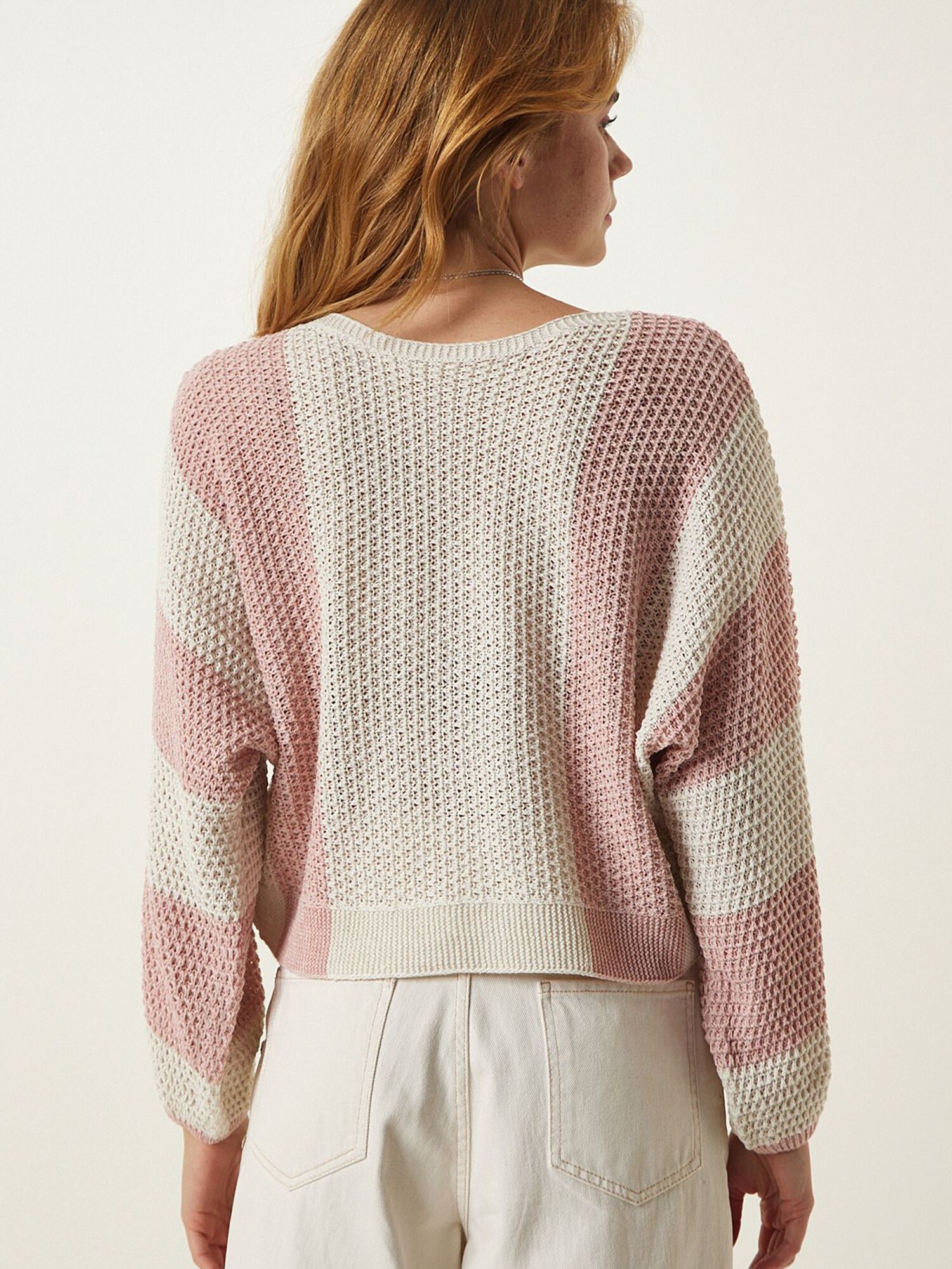 Thumbnail - Pullover