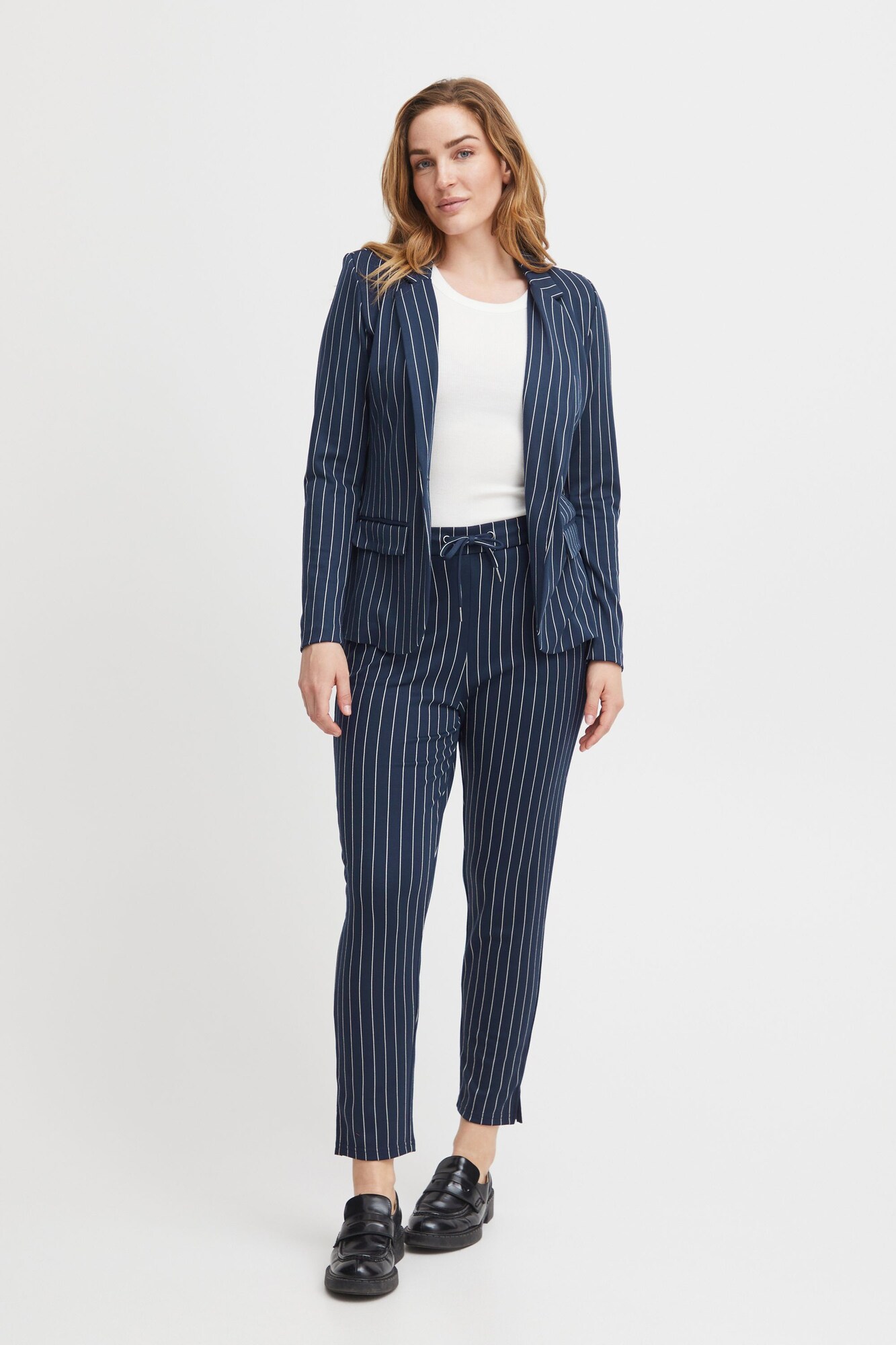 Thumbnail - Blazer 'Blenda'