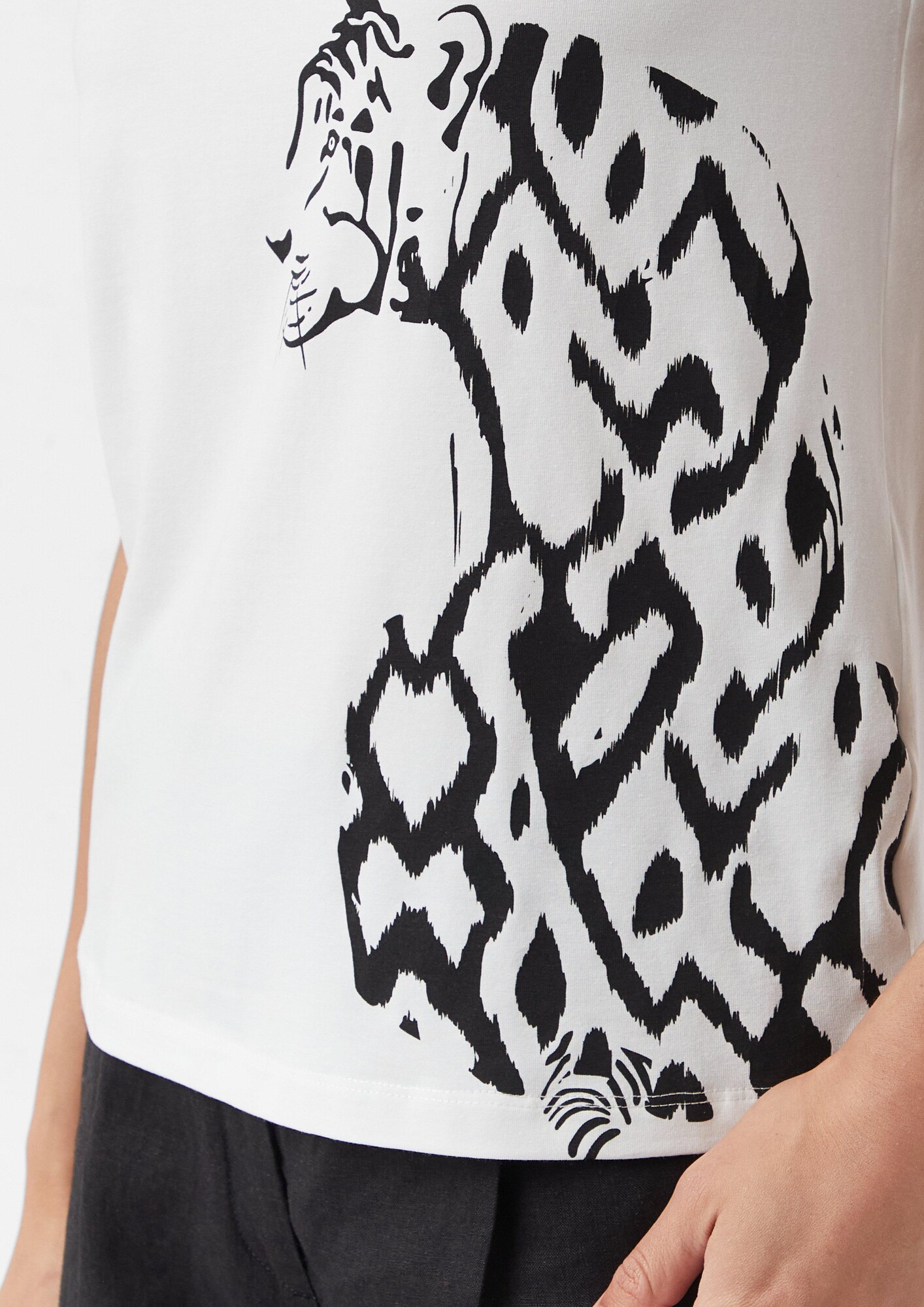 Thumbnail - T-Shirt