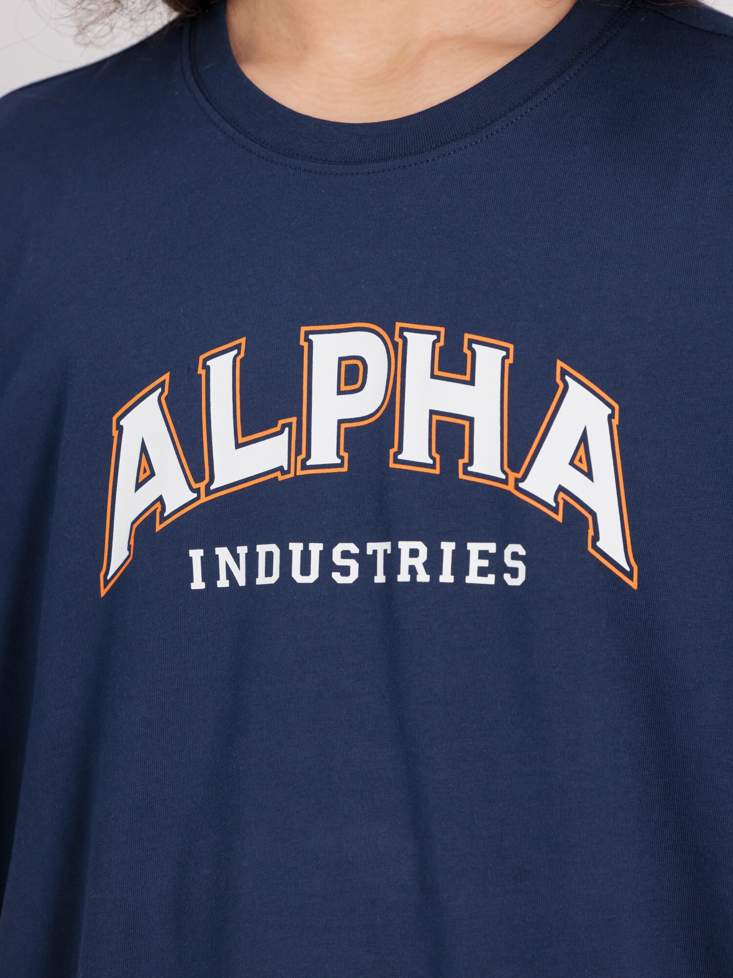 ALPHA INDUSTRIES Tričko 'College' námornícka modrá / marhuľová / biela (obrázok 6)