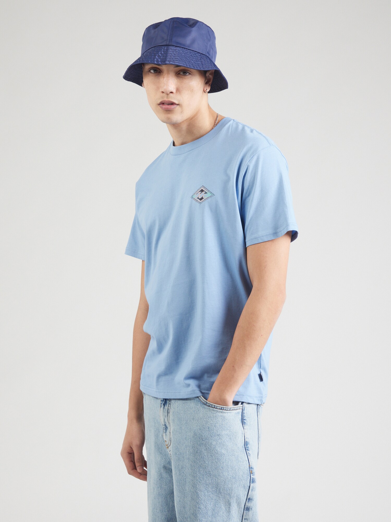 BILLABONG Póló 'CRAYON WAVE'  égkék termék 2. képe