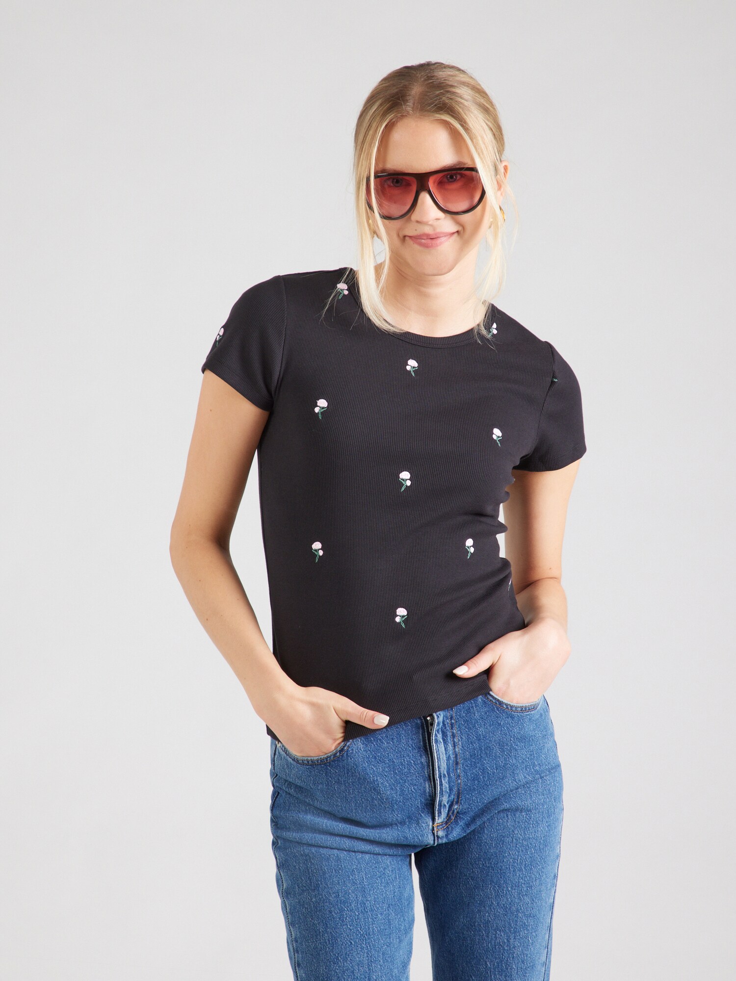 Thumbnail - PIECES T-Shirt PCMAY