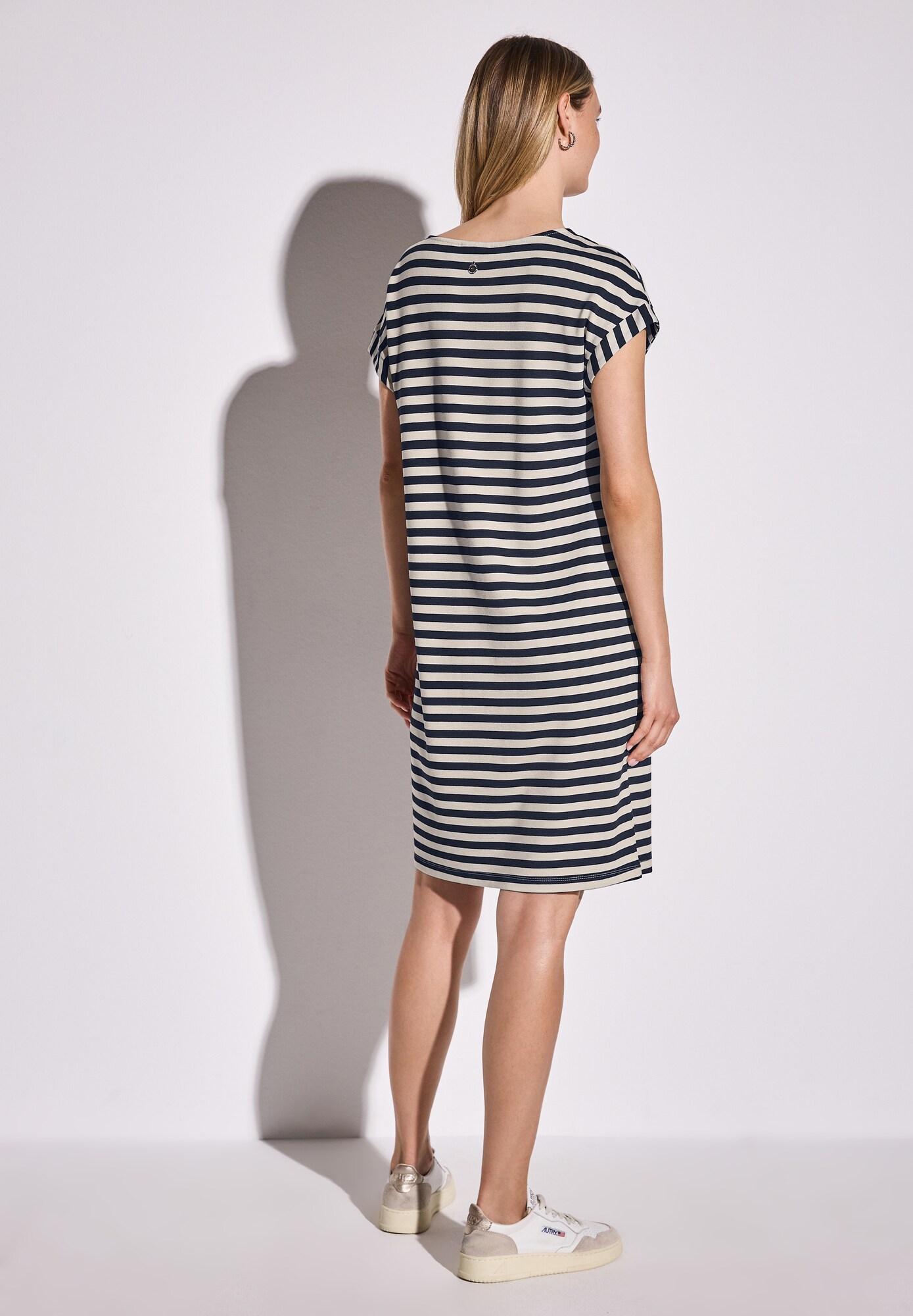 Thumbnail - Kleid
