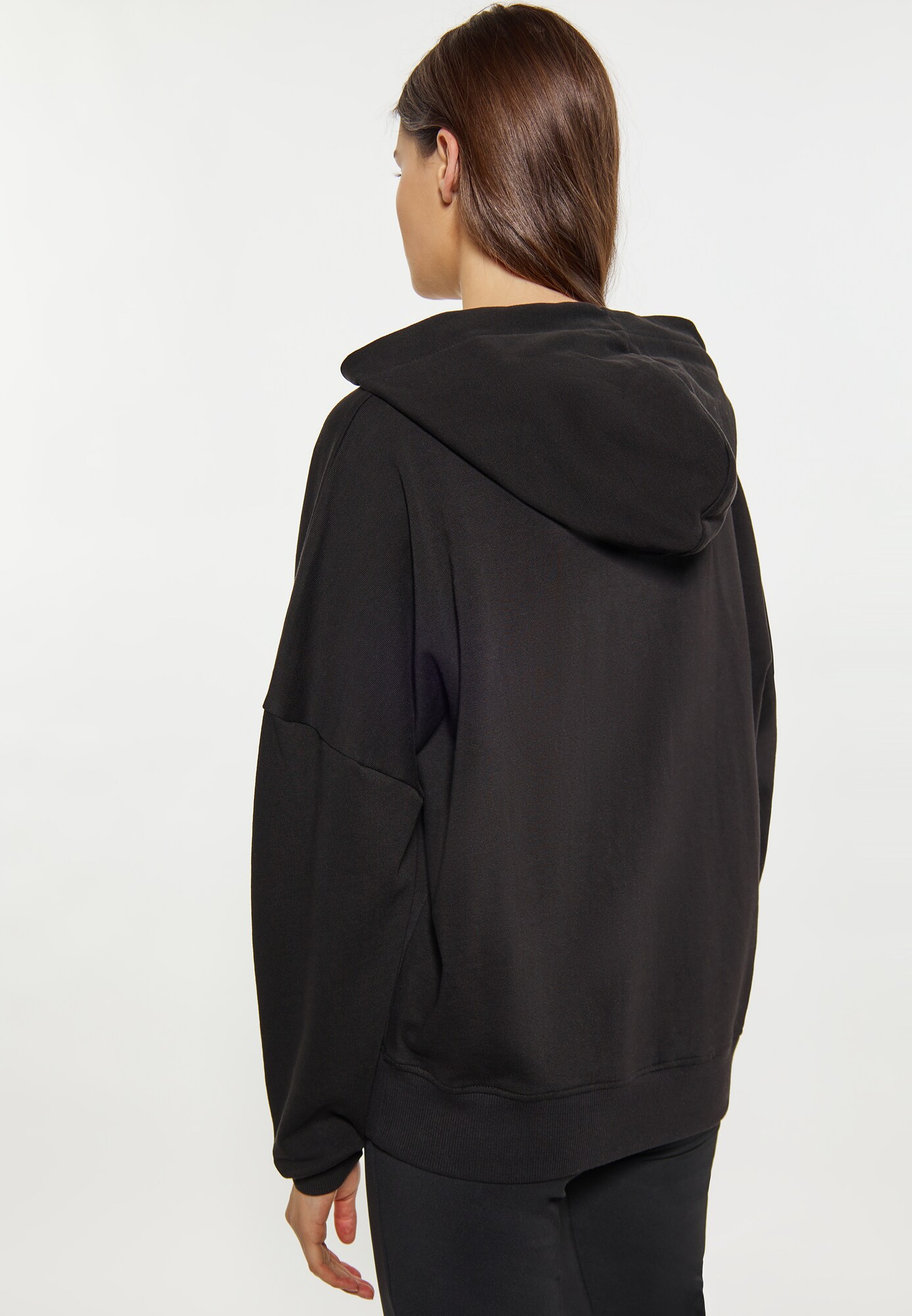 Thumbnail - MYMO Sweatshirt