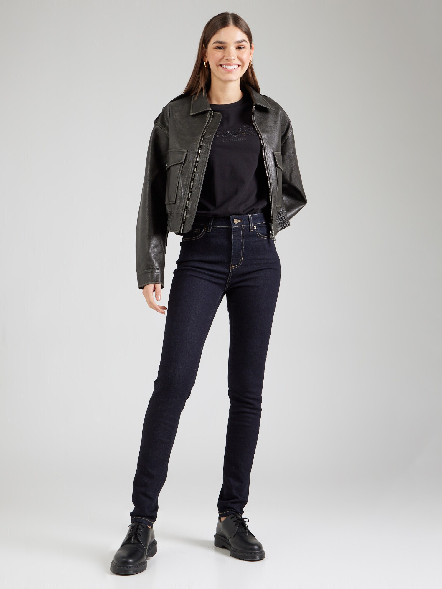 Thumbnail - Jeans