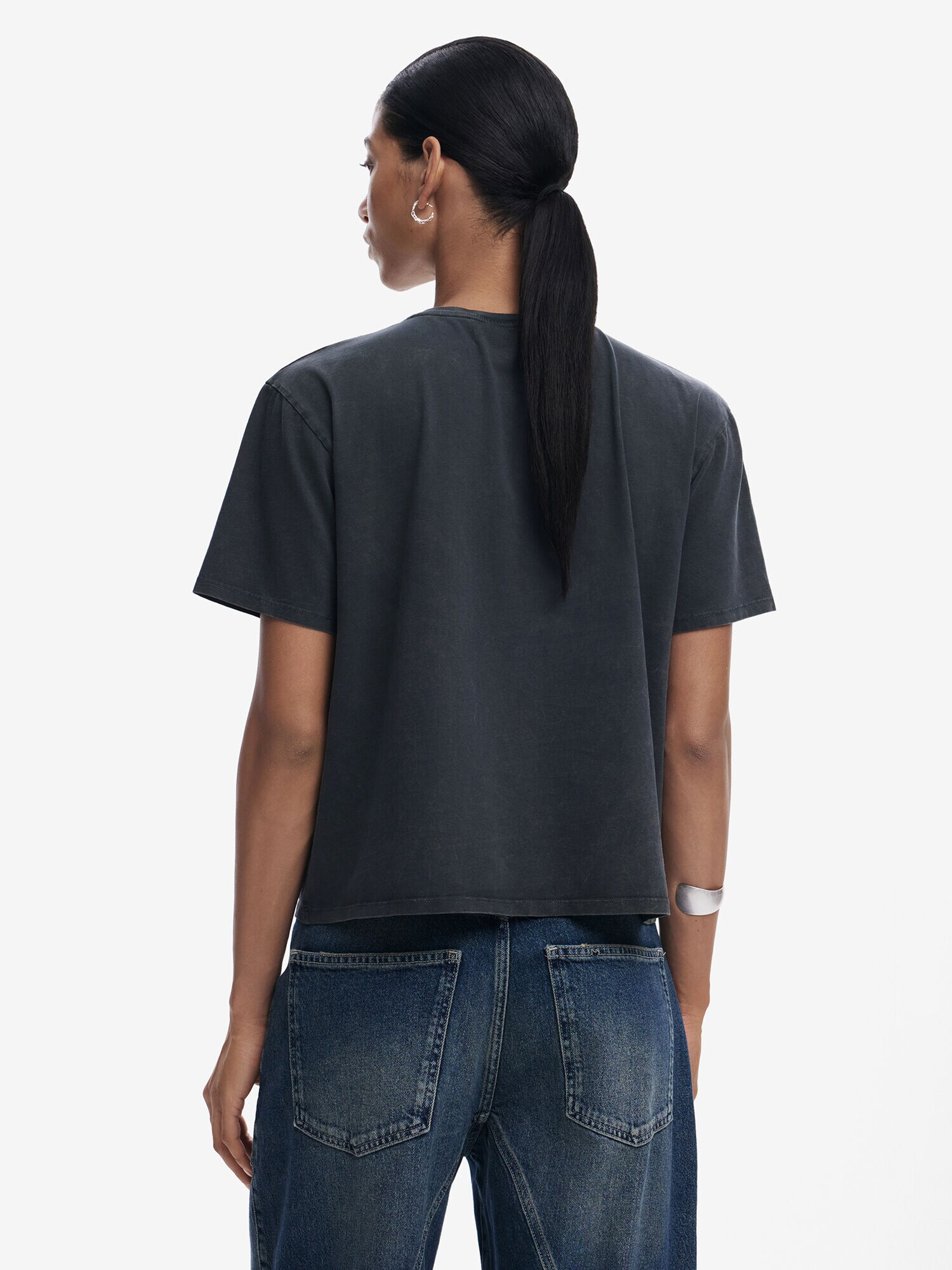 Thumbnail - Shirt