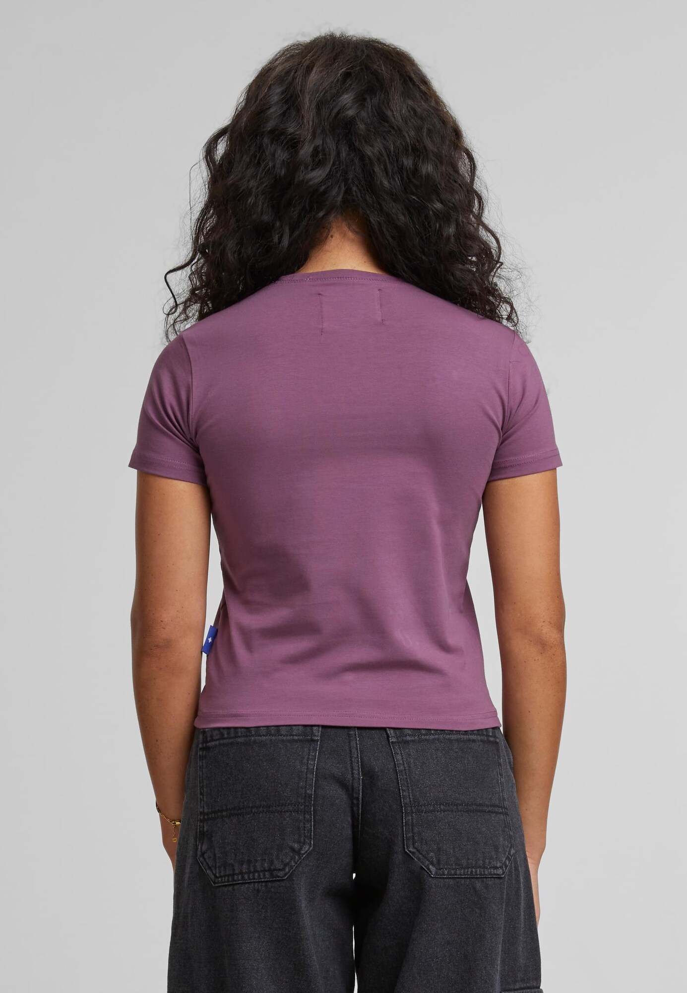 Thumbnail - Pequs Shirt