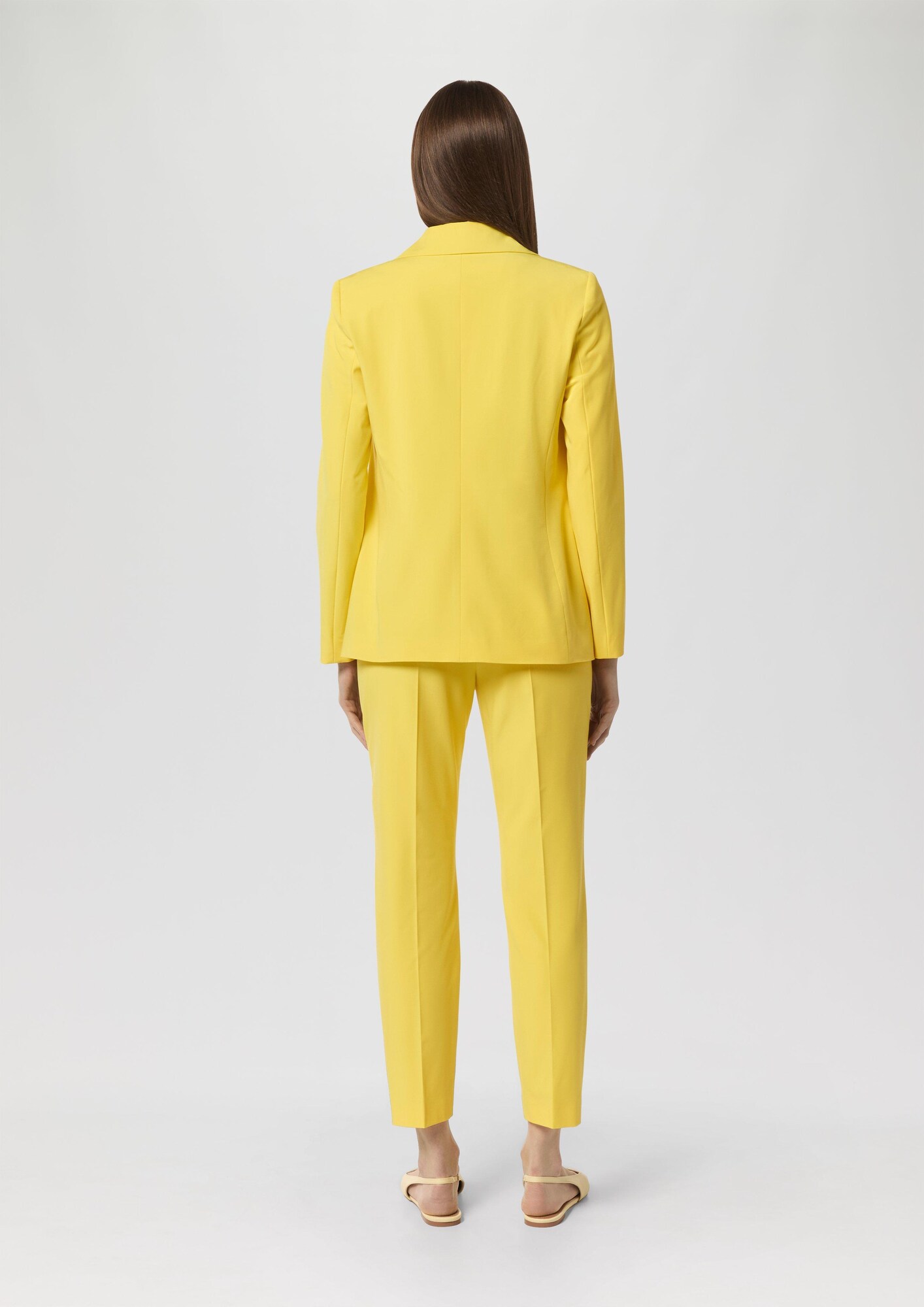 Thumbnail - Blazer