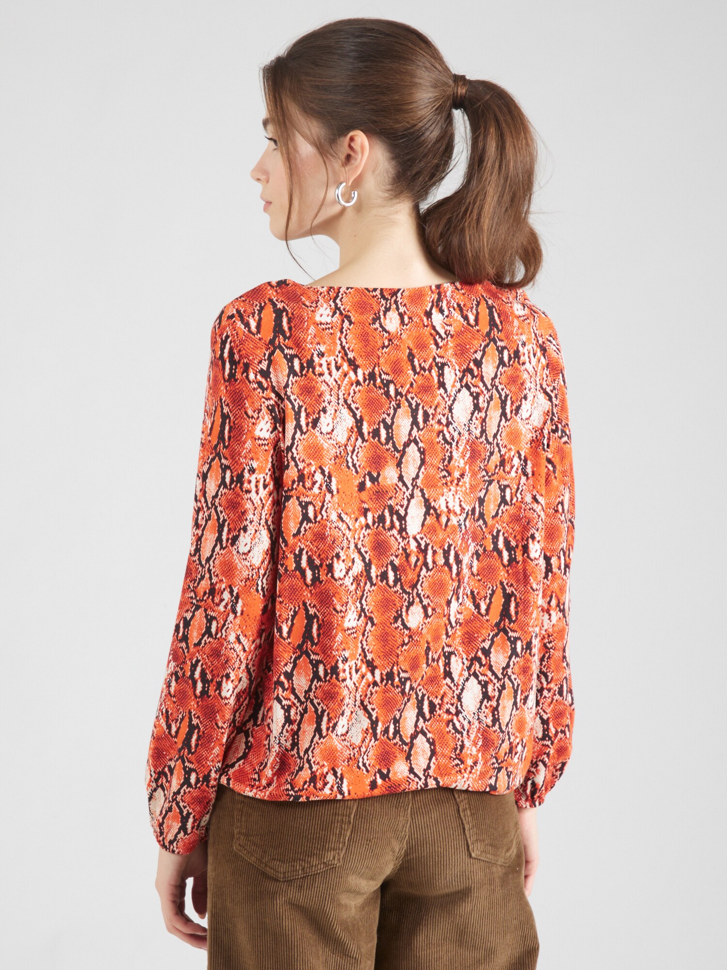 Thumbnail - Shirt
