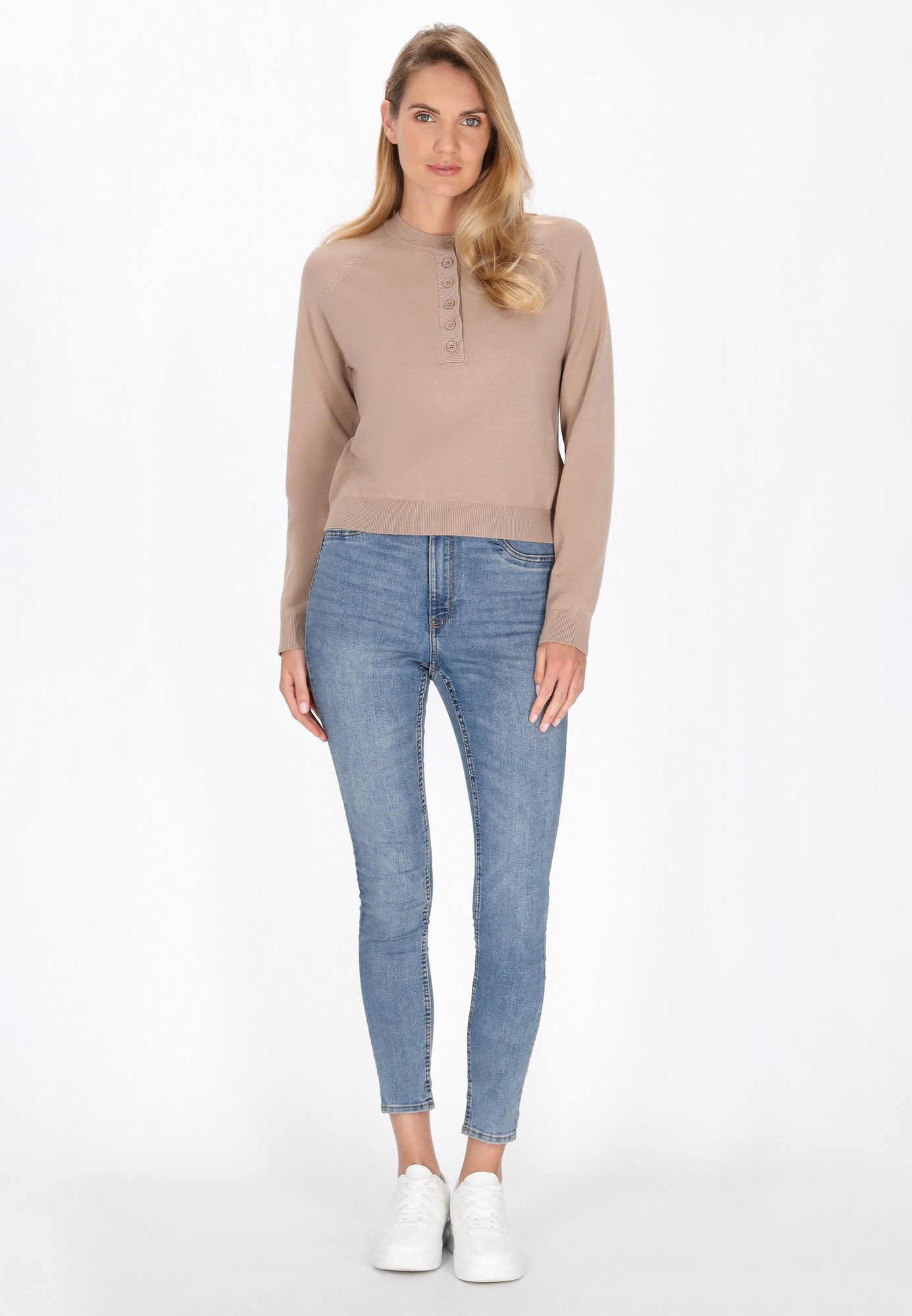 Thumbnail - usha BLUE LABEL Pullover