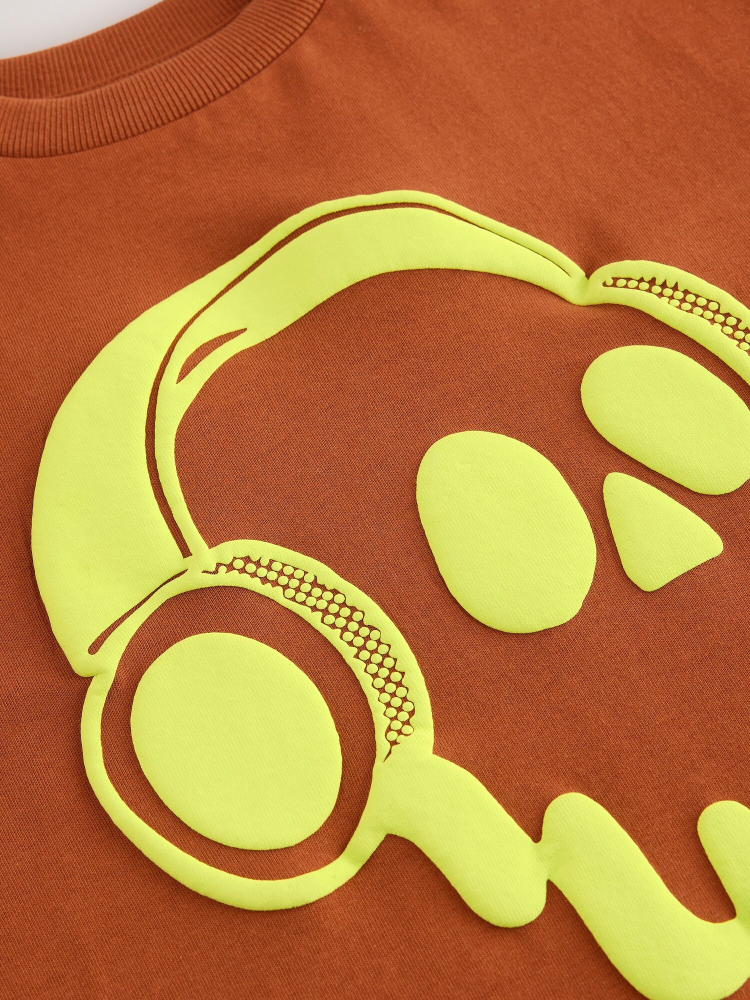 Thumbnail - T-Shirt